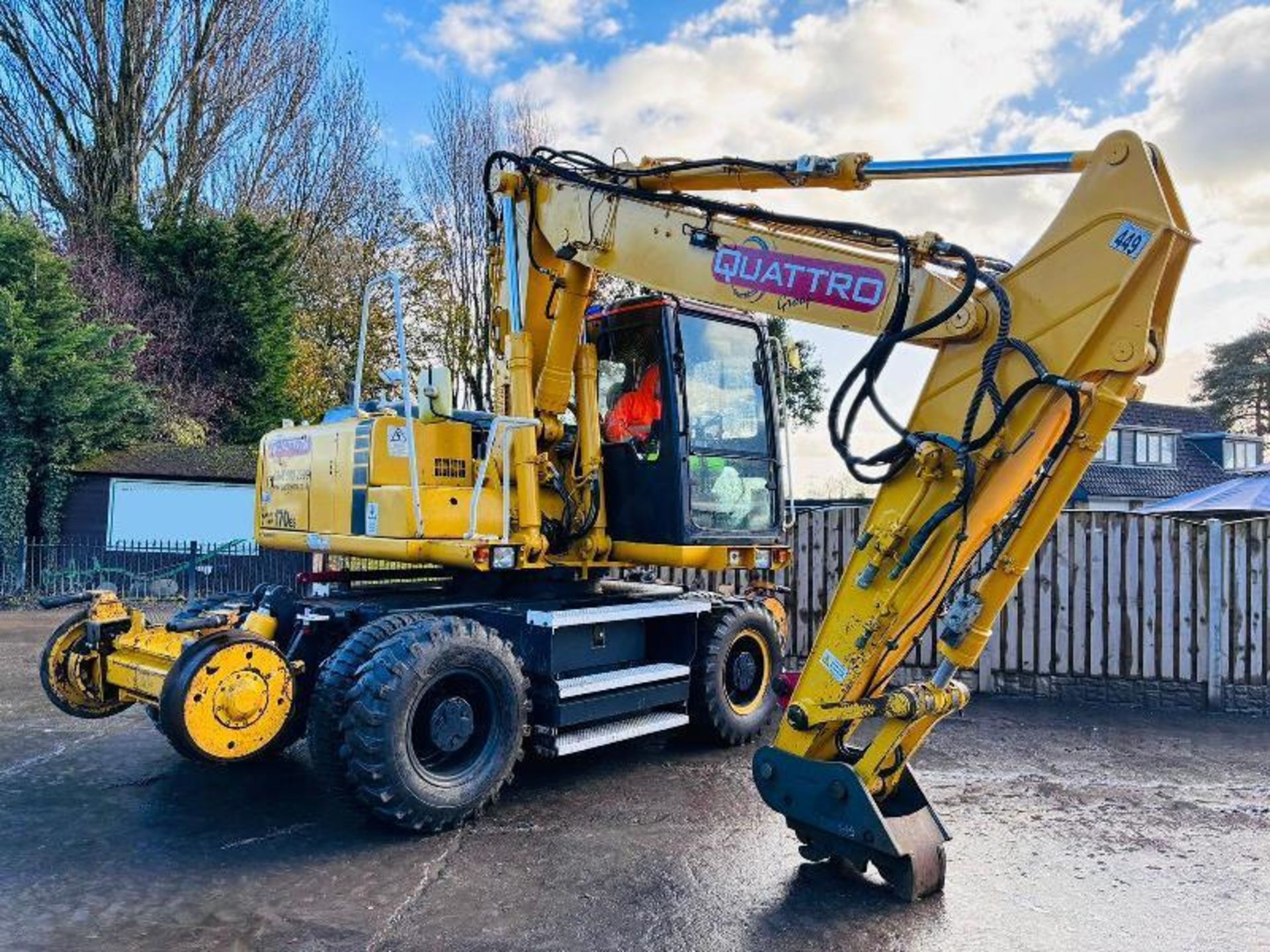 KOMATSU PW170 4WD WHEELED EXCAVATOR C/W QUICK HITCH & RAILWAY GEAR - Image 3 of 18