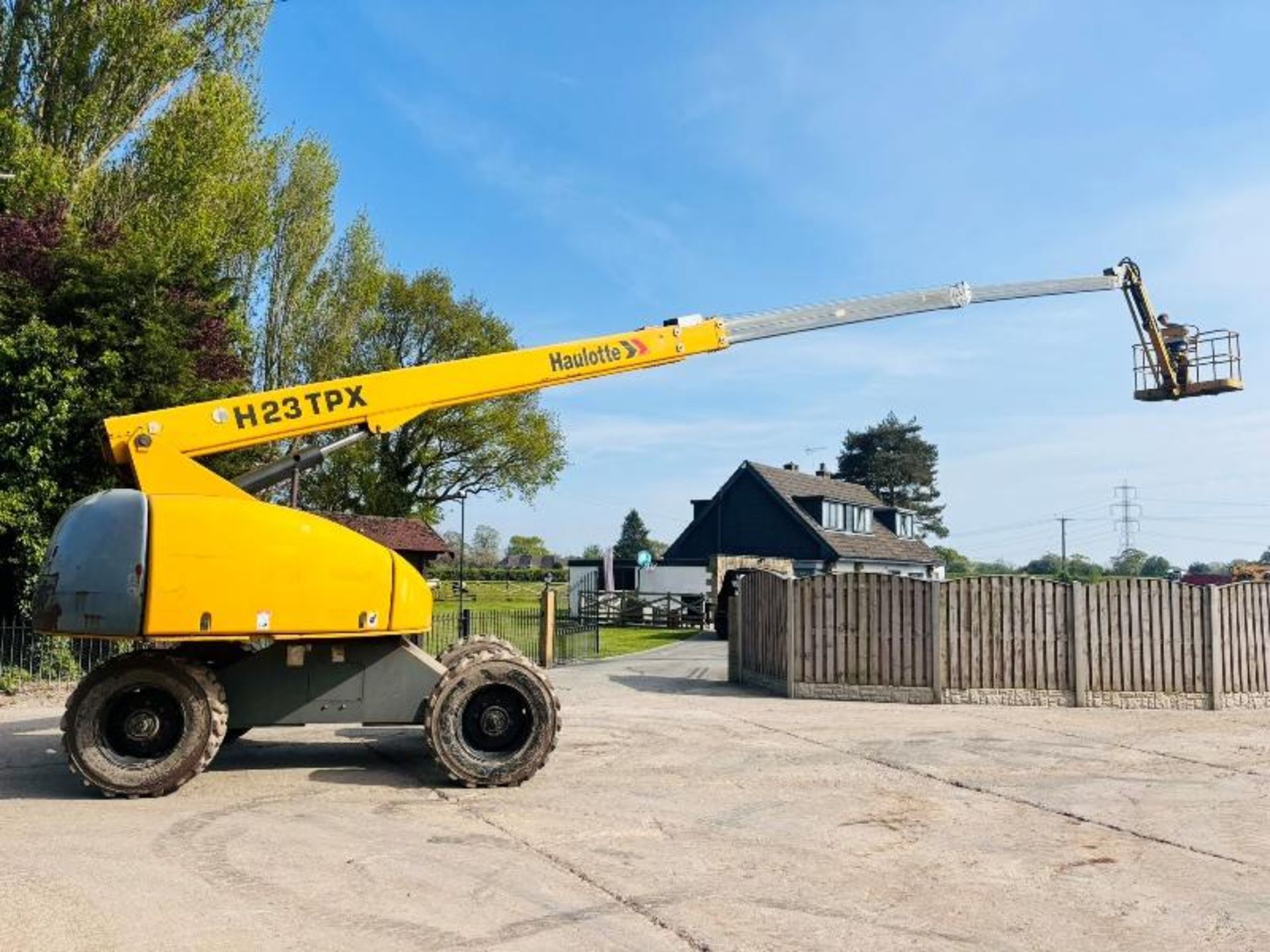 HAULOTTE H23TPX AIREL PLATFORM *23M REACH, YEAR 2013* C/W TELESCOPIC BOOM - Image 10 of 17