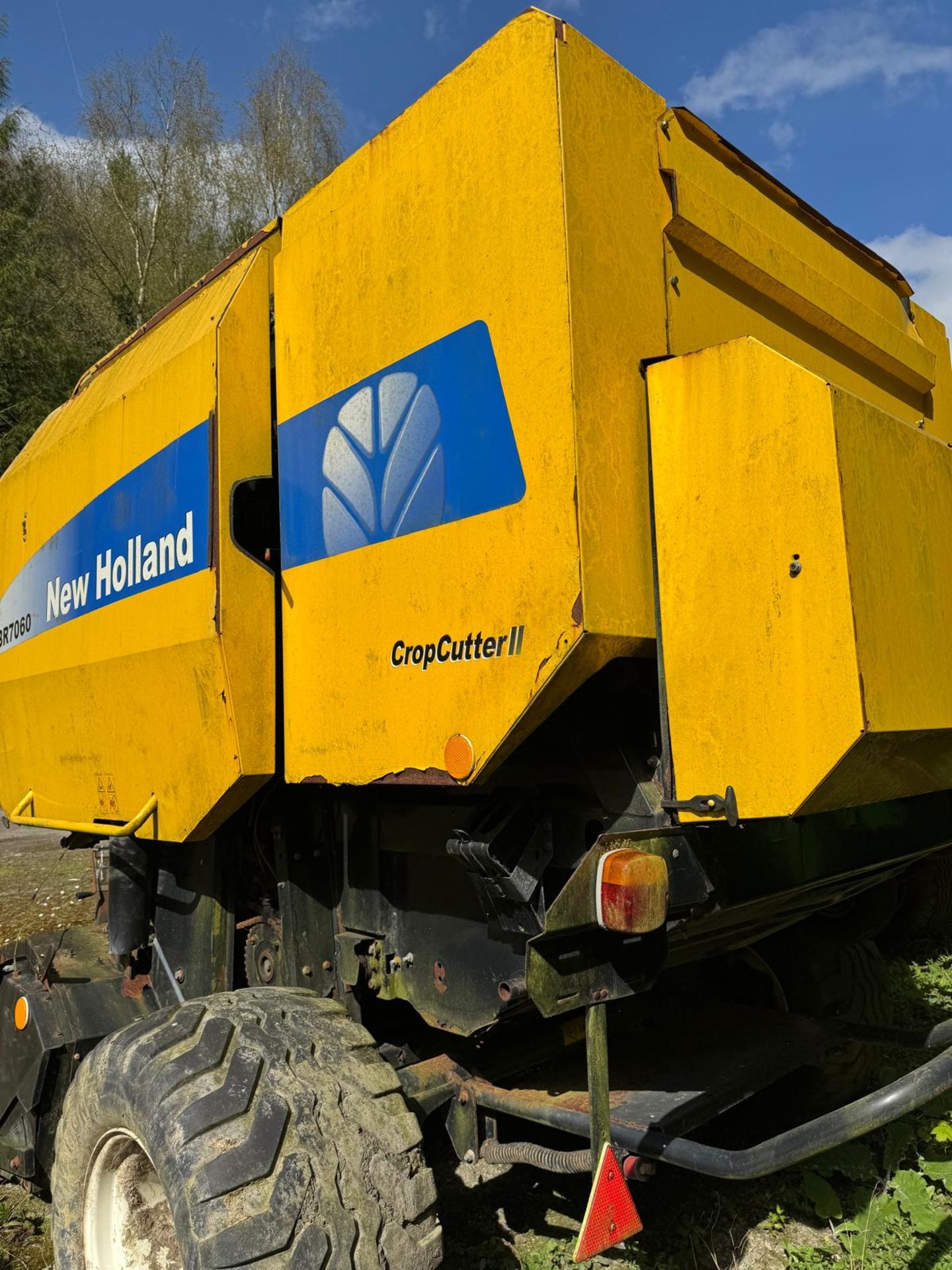 2012 NEW HOLLAND BR7060 ROUND BALER