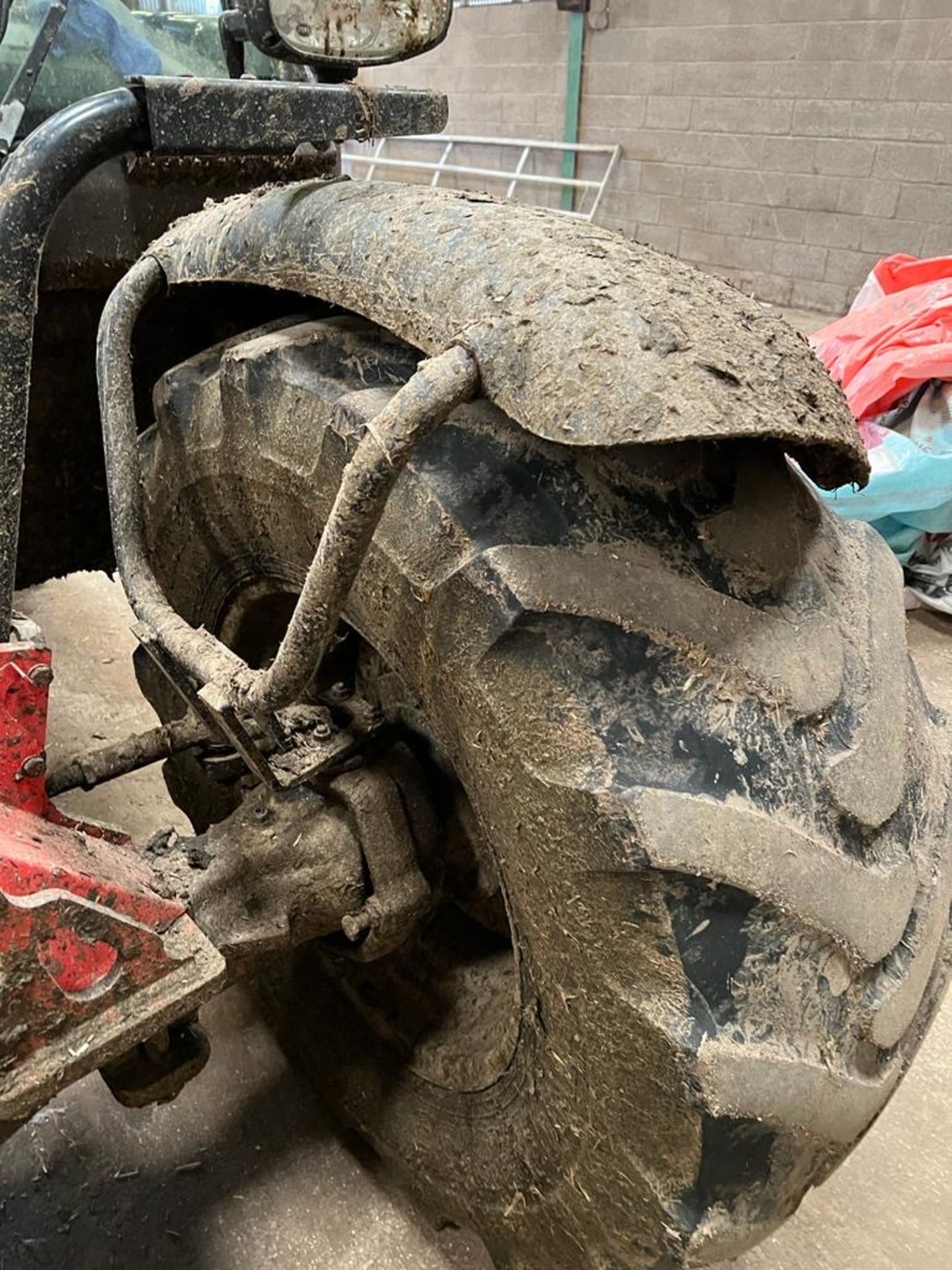 2014 MANITOU MLT629 TELEHANDLER - 7900 HOURS - Image 6 of 10