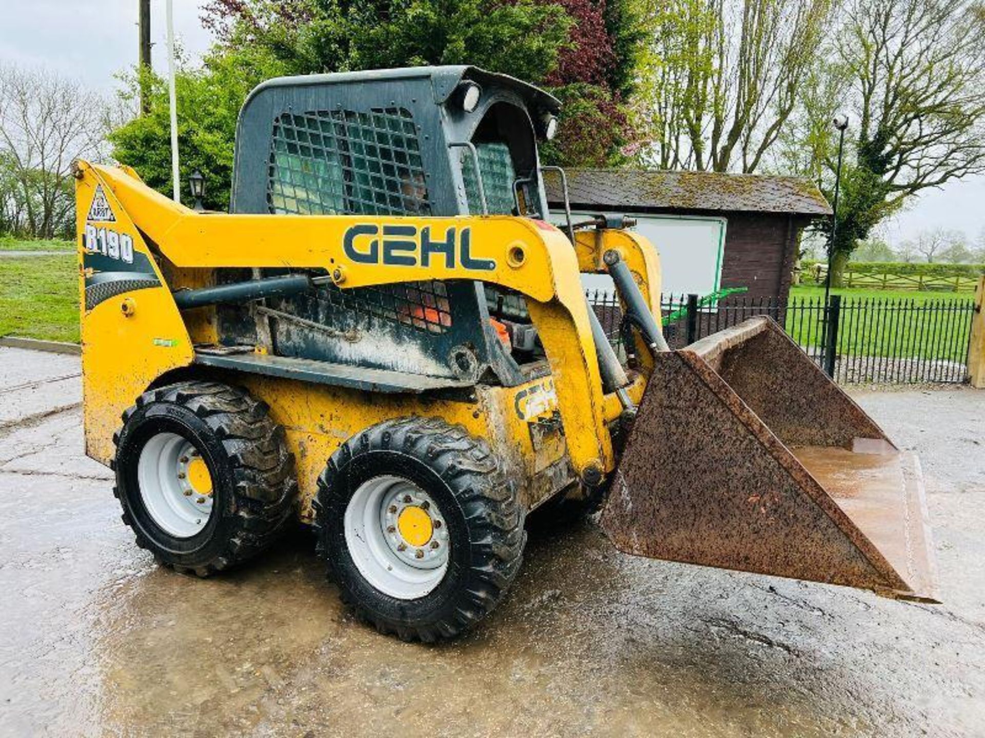 GEHL R190 4WD SKIDSTEER *YEAR 2017, 2875HOURS * C/W BUCKET - Bild 4 aus 19