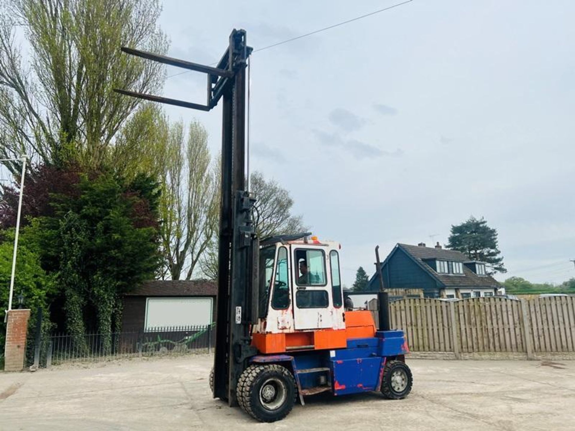 KALMAR DC7.5-600 7.5 TON FORKLIFT C/W TINE POSITIONER & SIDE SHIFT - Image 11 of 12