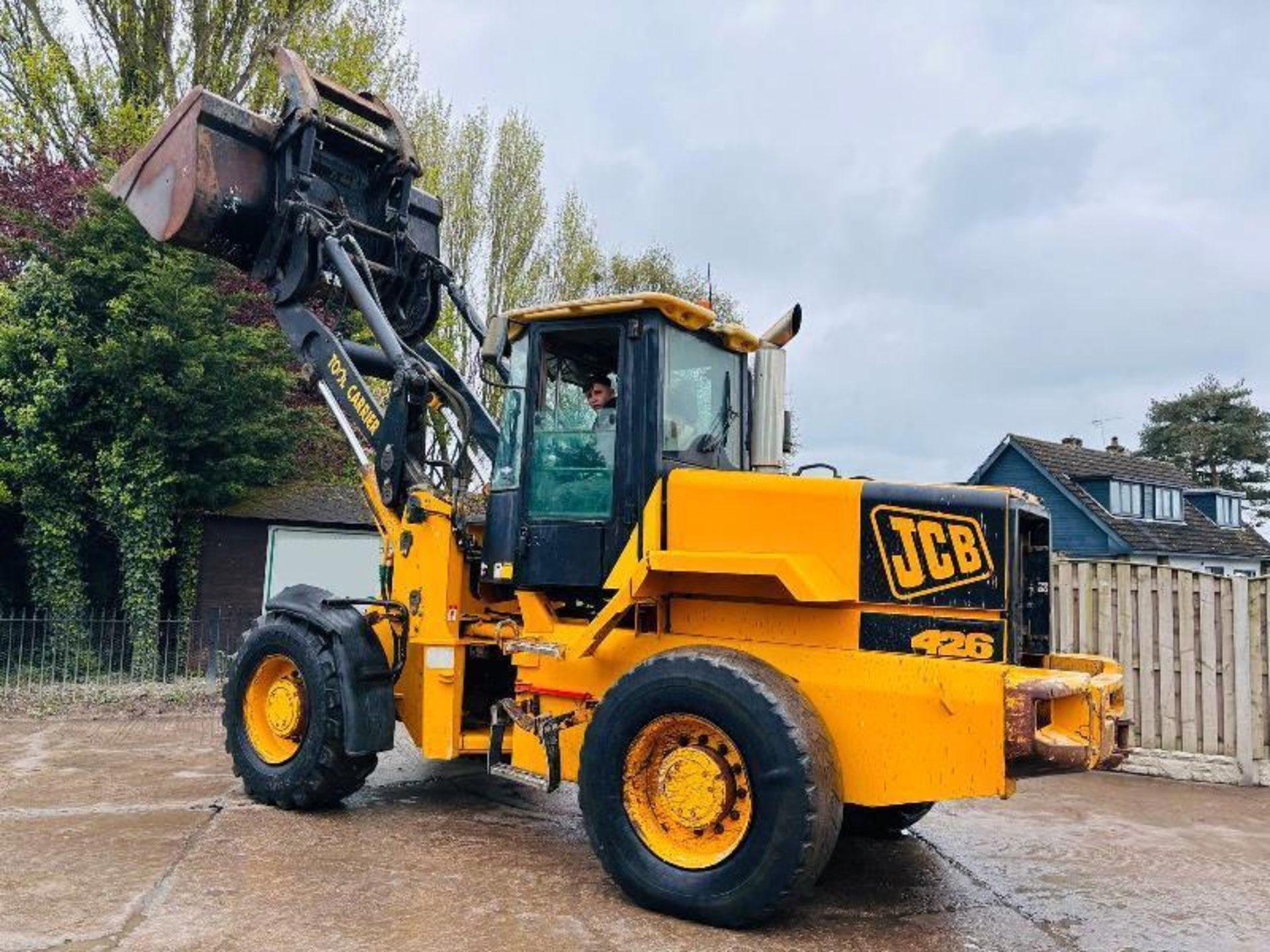 JCB 426 4WD LOADING SHOVEL C/W GRAB BUCKET - Image 17 of 19