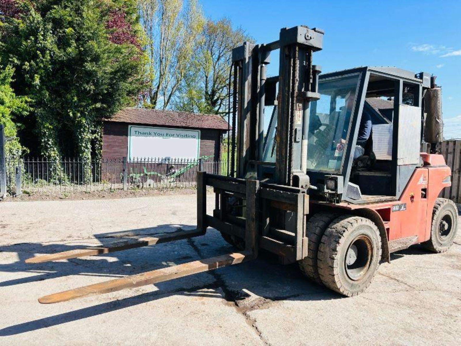 DANTRUCK 9660D 6 TON LIFT DIESEL FORKLIFT C/W SIDE SHIFT - Image 13 of 16