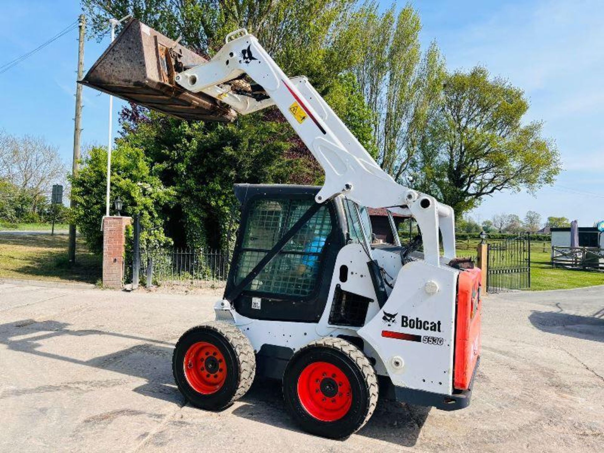 BOBCAT S530 HIGH LIFT SKIDSTEER *YEAR 2017,2819 HOURS* C/W BUCKET - Image 14 of 19