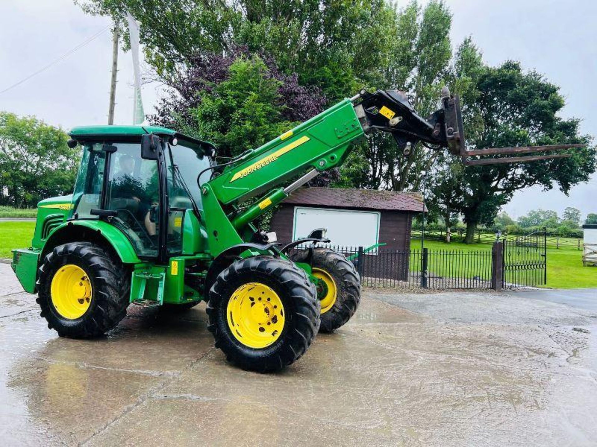 JOHN DEERE 3800 4WD TELEHANDLER C/W PIN & CONE HEAD STOCK - Image 16 of 18