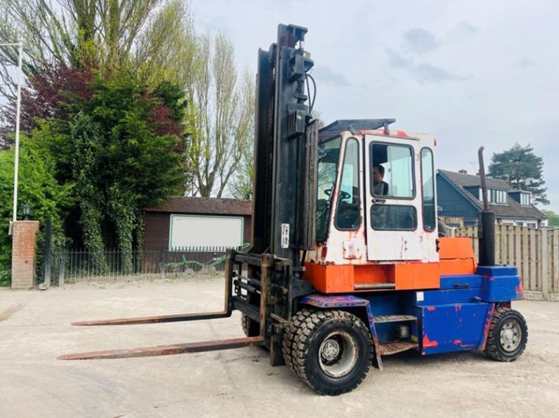 KALMAR DC7.5-600 7.5 TON FORKLIFT C/W TINE POSITIONER & SIDE SHIFT - Image 3 of 12