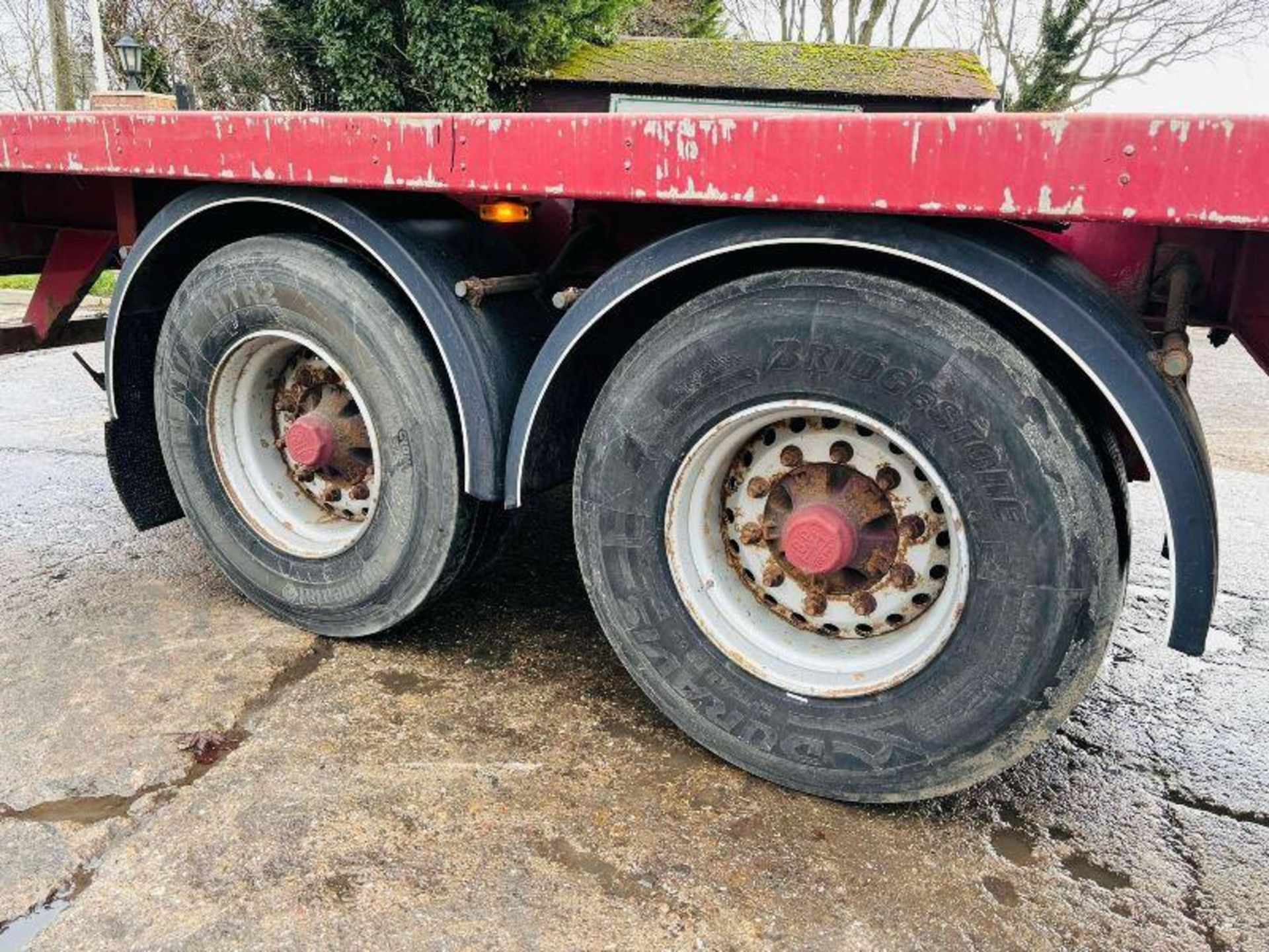 ABEL DEMOUNTABLE TWIN AXLE DRAG TRAILER ON AIR - Image 9 of 14