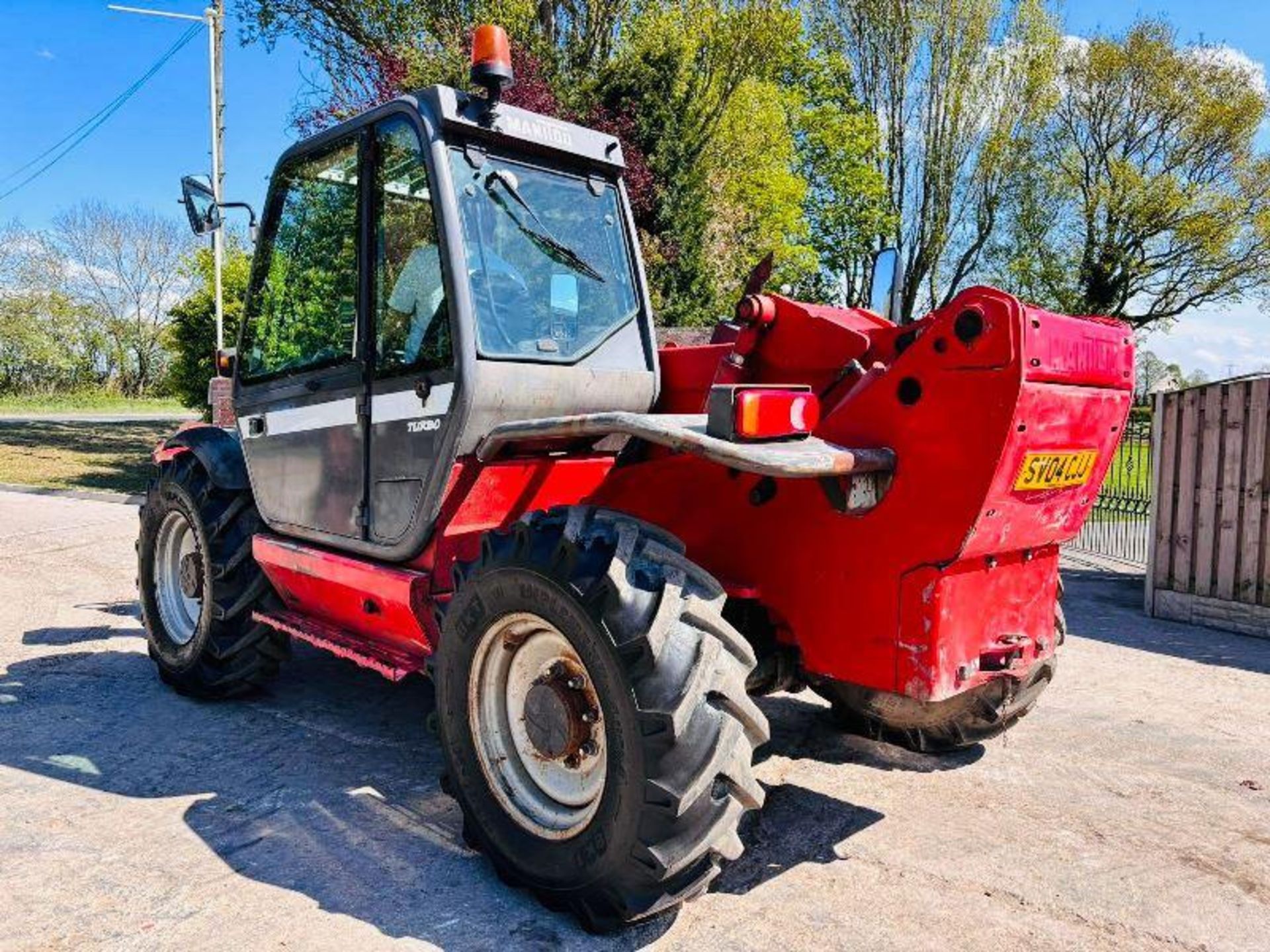 MANITOU MT1235 4WD TELEHANDLER * 12 METER * C/W PALLET TINES. - Image 7 of 19