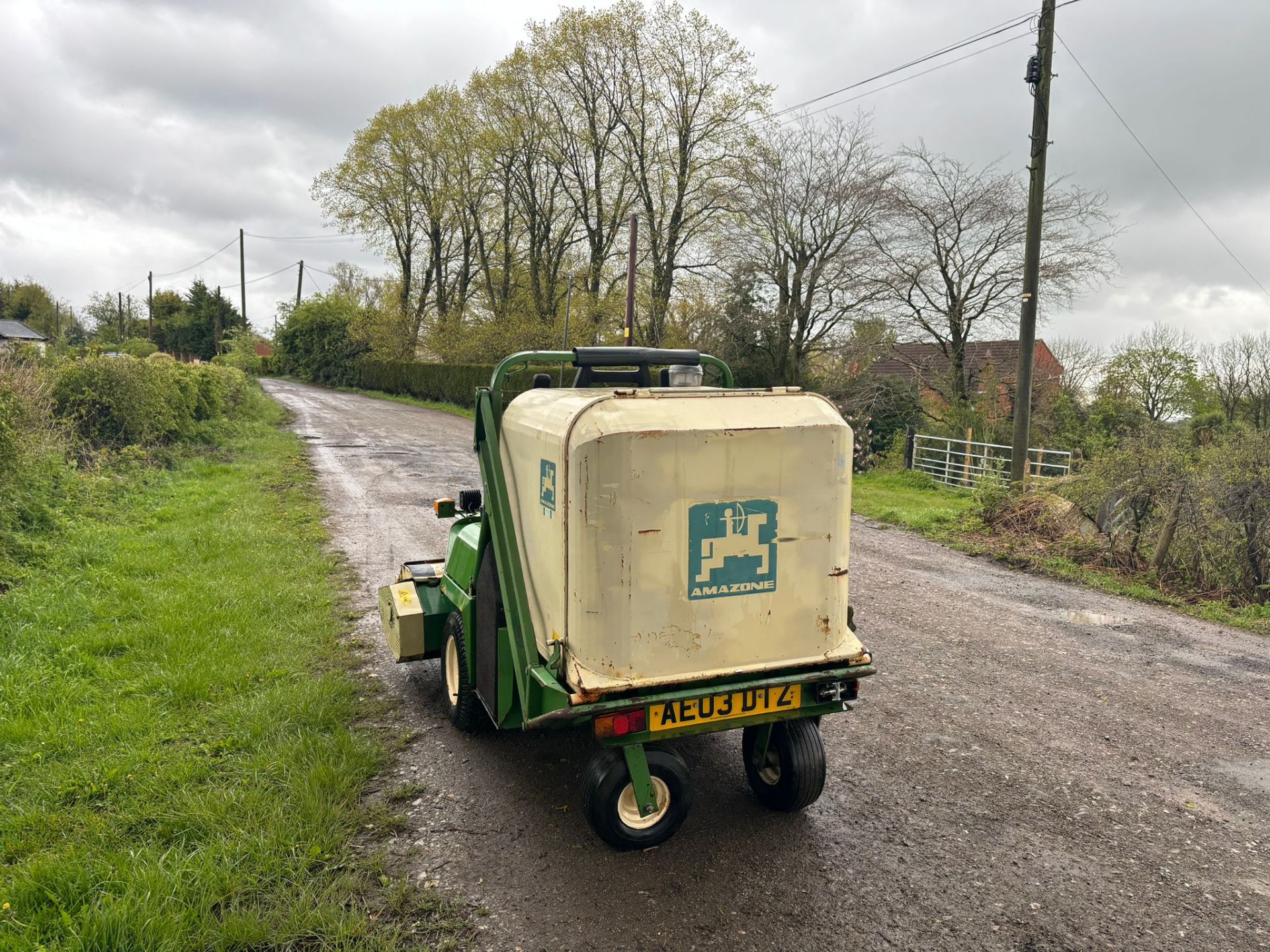 AMAZONE PH125 PROFIHOPPER DIESEL RIDE ON HIGH TIP MOWER - Image 4 of 14