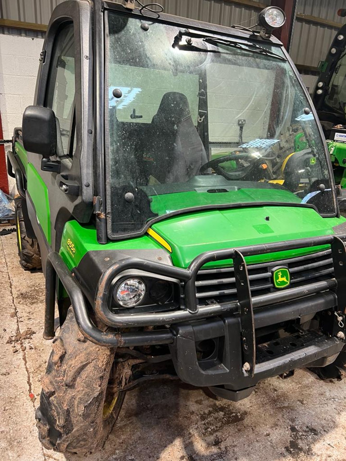 JOHN DEERE 855D GATOR - 2014 ROAD REGISTERED.