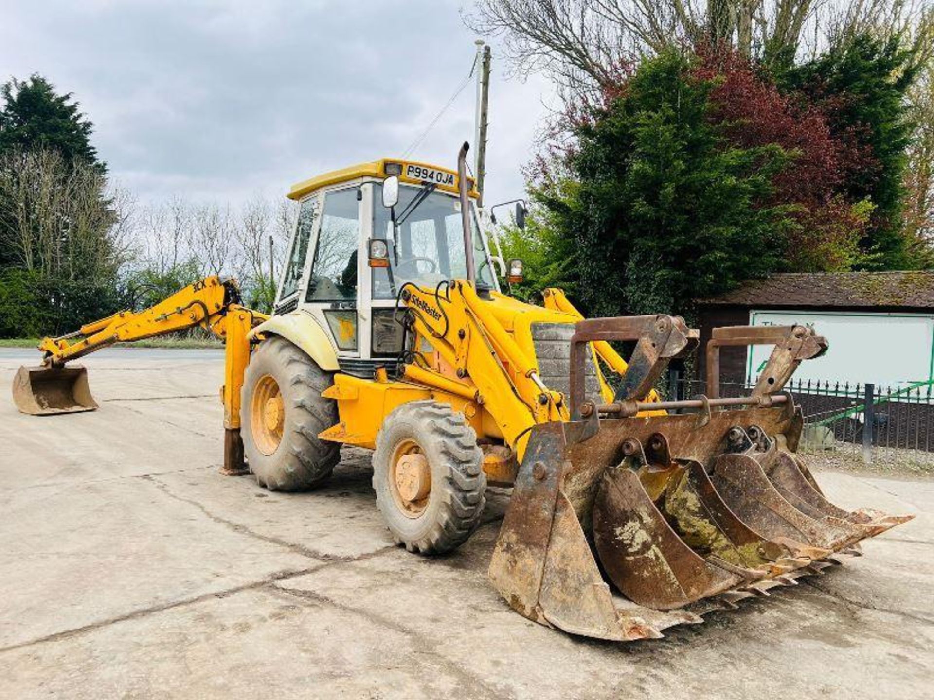 JCB 3CX 4WD PROJECT 8 BACKHOE DIGGER C/W EXTENDING DIG - Image 6 of 19