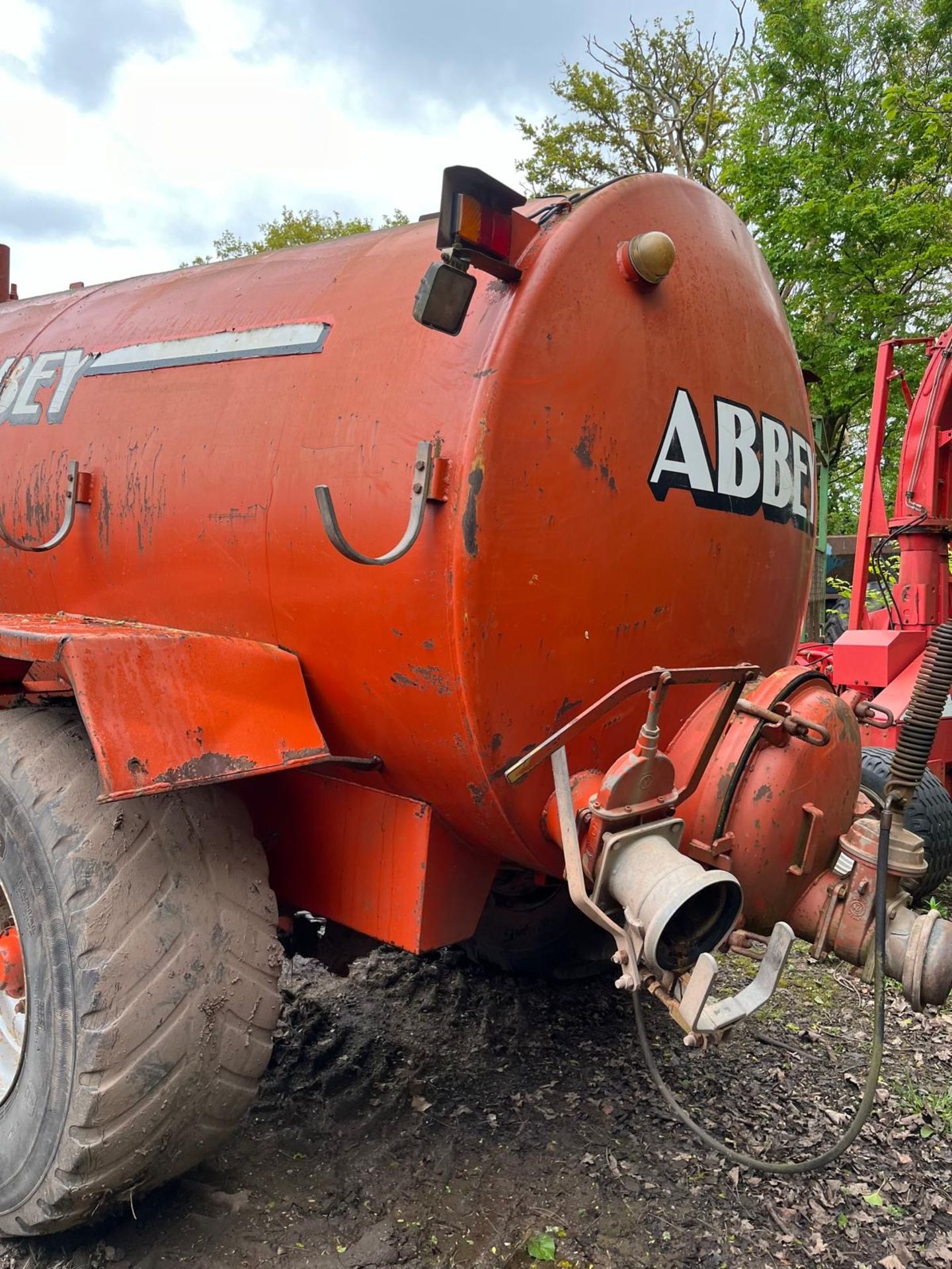 ABBEY 2000 GALLONS SLURRY TANKER - Image 7 of 8