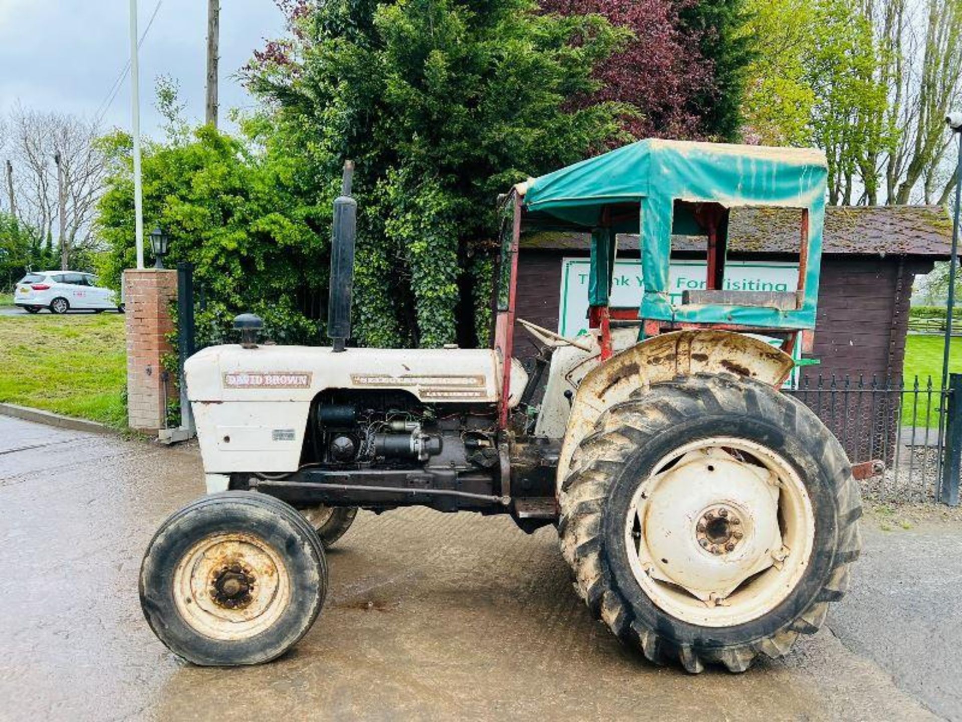 DAVID BROWN 780 TRACTOR *ONE OWNER FROM NEW* C/W ORIGINAL HANDBOOK FROM NEW - Image 4 of 13