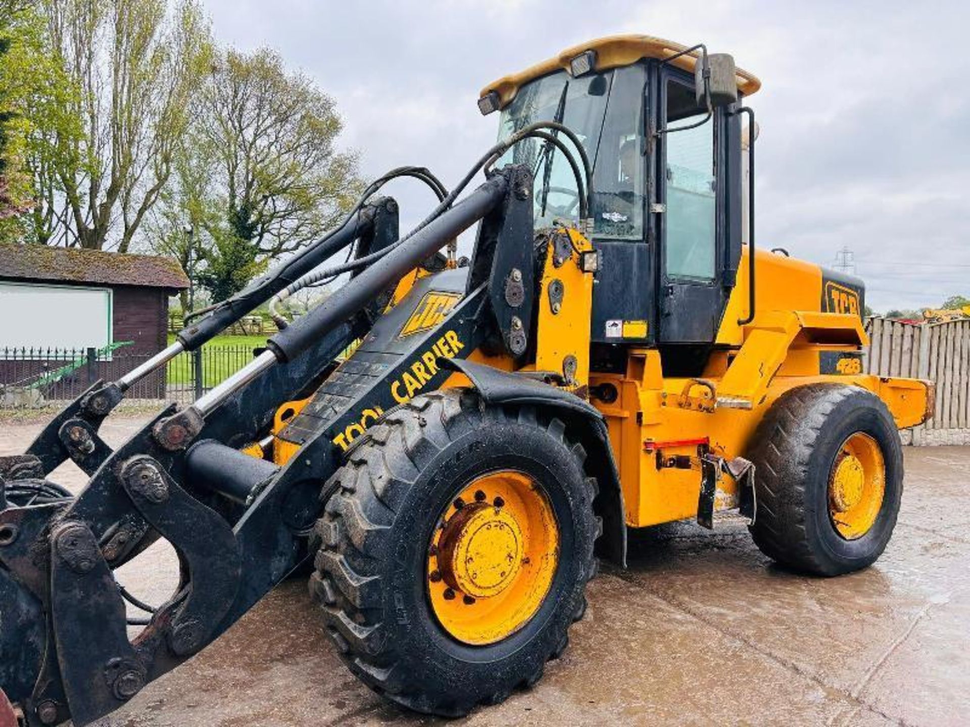 JCB 426 4WD LOADING SHOVEL C/W GRAB BUCKET - Image 19 of 19