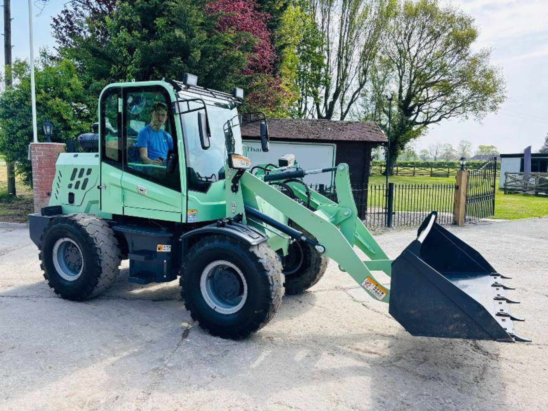 NEW UNUSED MACHPRO MP-L300 4WD LOADING SHOVEL *YEAR 2024*