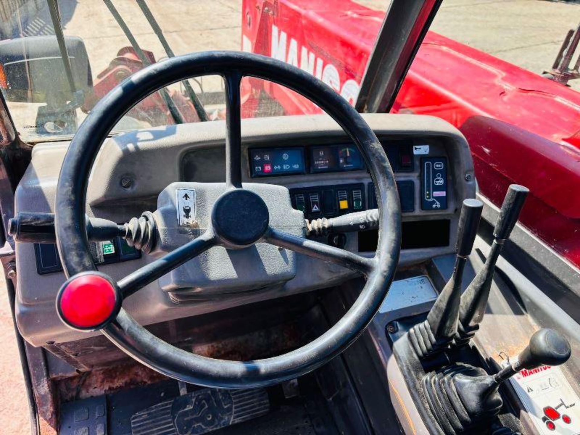 MANITOU MT1235 4WD TELEHANDLER * 12 METER * C/W PALLET TINES. - Image 8 of 19