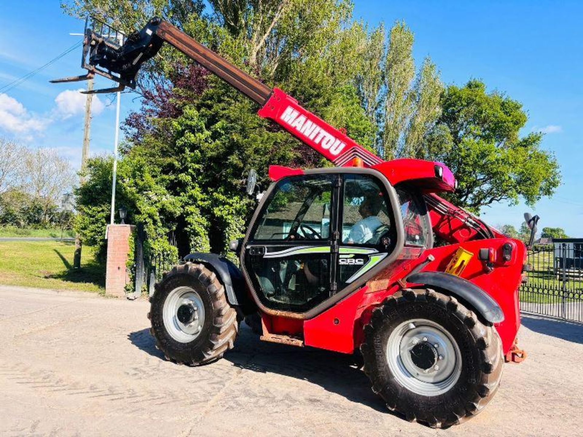 MANITOU MLT735 TELEHANDLER *AG-SPEC, YEAR 2015* C/W PUH & TINES. - Image 7 of 19
