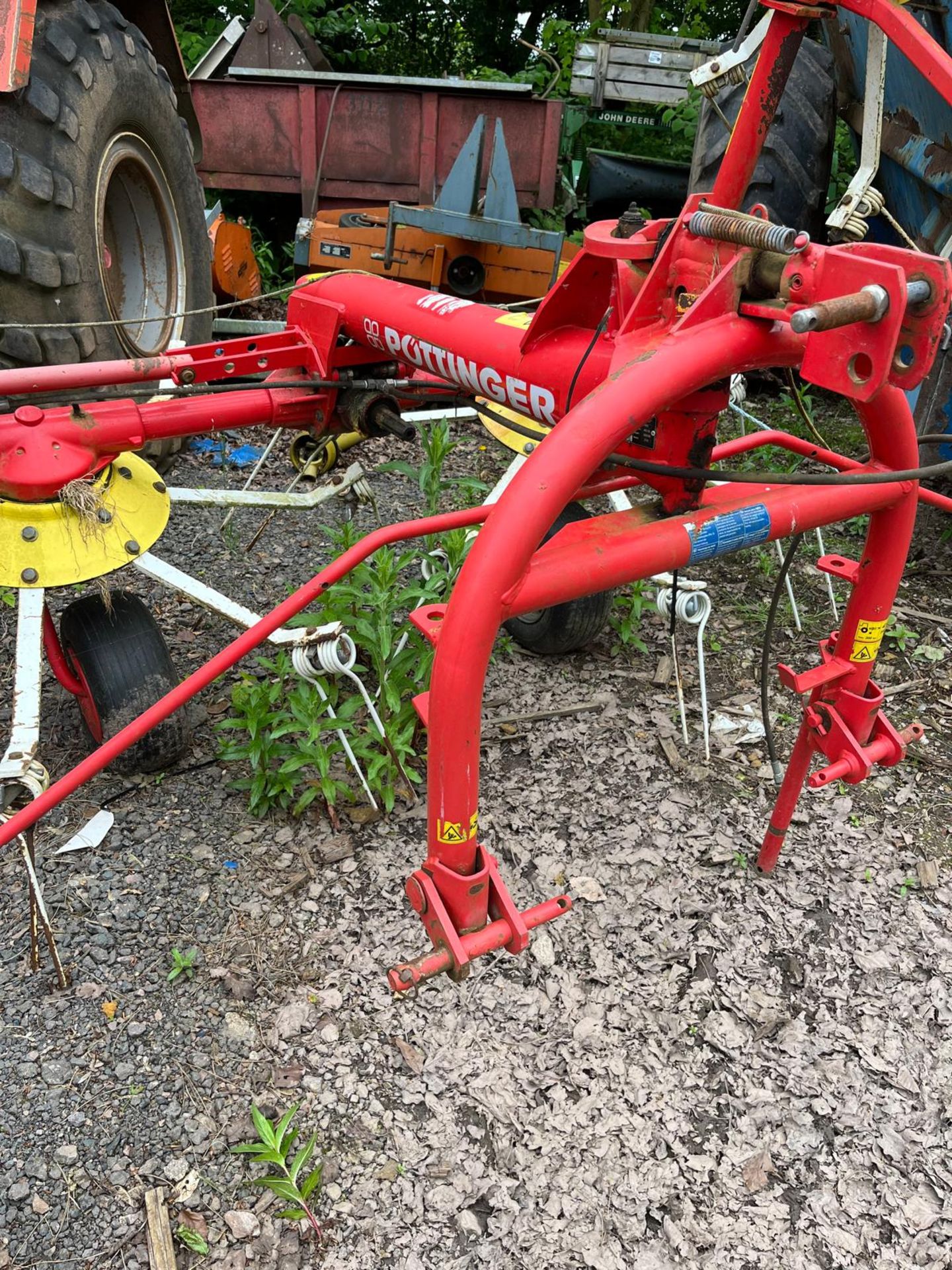 2009 POTTINGER HIT 540 TEDDER - Image 3 of 8