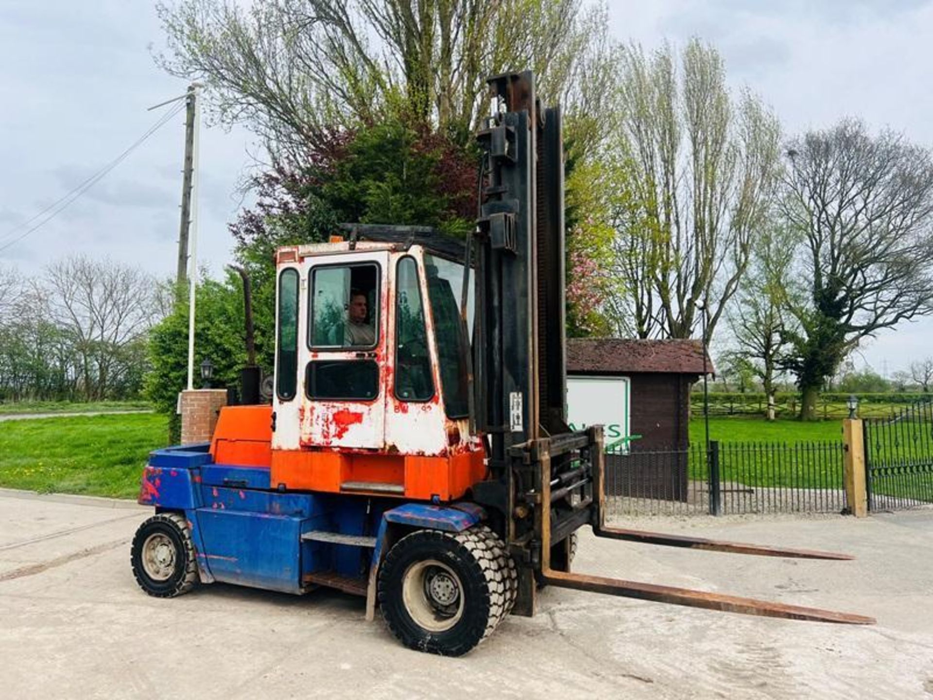 KALMAR DC7.5-600 7.5 TON FORKLIFT C/W TINE POSITIONER & SIDE SHIFT - Image 12 of 12