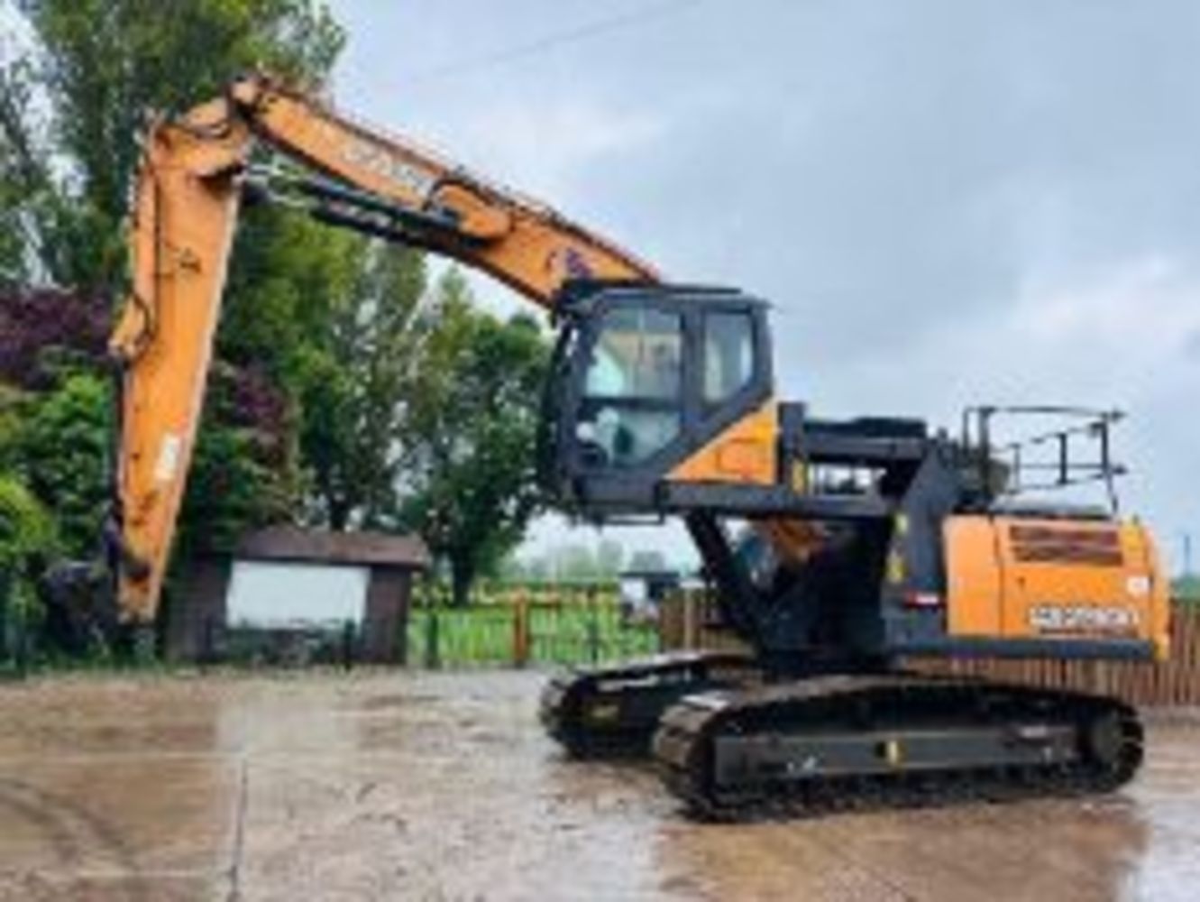 SELECTION OF PLANT INCLUDING EXCAVATORS, DUMPERS, GENERATORS, ACCESS LIFTS & MORE ending Sunday 2nd June from 5.30pm