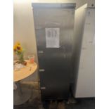 MONDIAL ELITE FRIDGE - GOOD WORKING ORDER - 1800MM X 600MM 