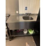 STAINLESS STEEL CORNER SINK (CUT OUT CORNER SEE PICTURE) - 1620MM W X 650MM D