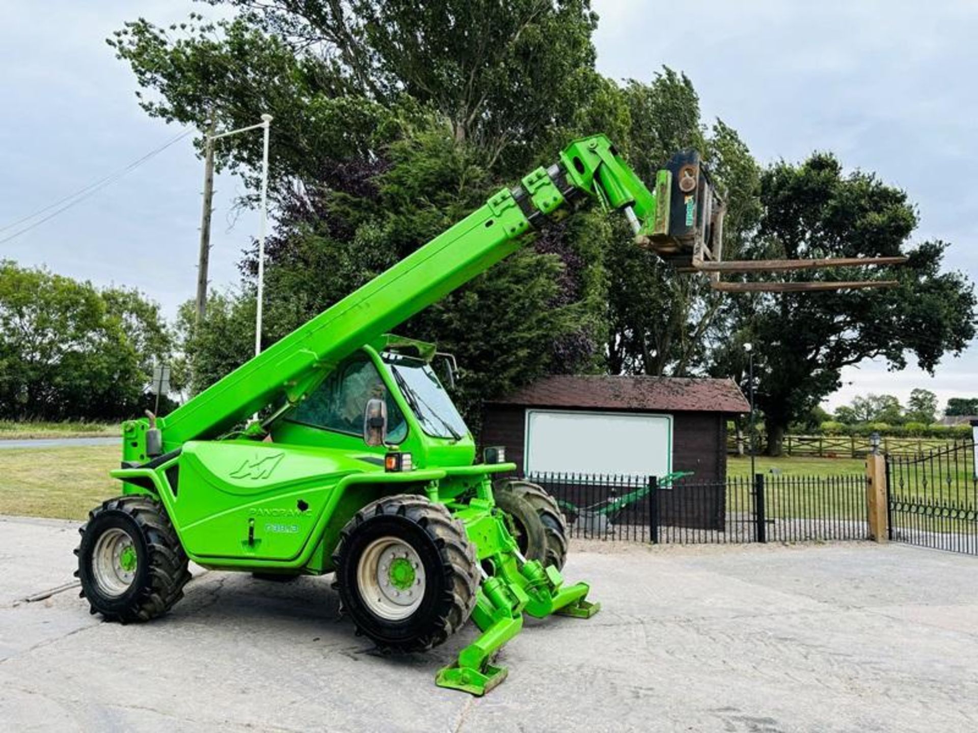 MERLO P38.13 4WD TELEHANDLER *13 METER REACH* C/W PALLET TINES - Image 10 of 20