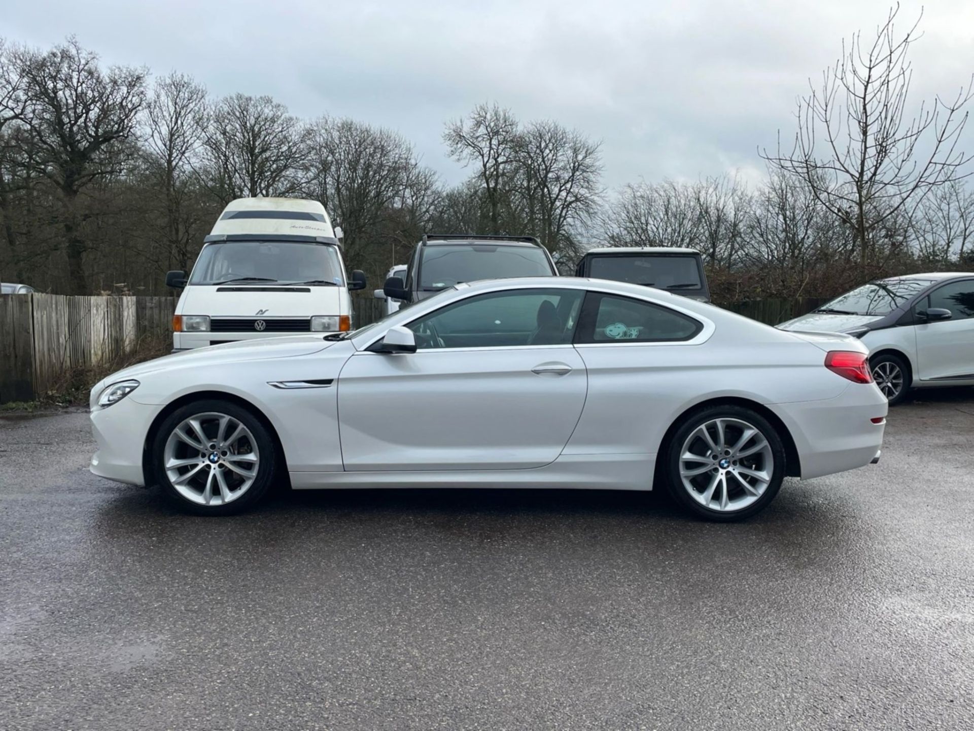 2013 BMW 6 SERIES COUPE - AUTO - 25K MILES - Image 14 of 25