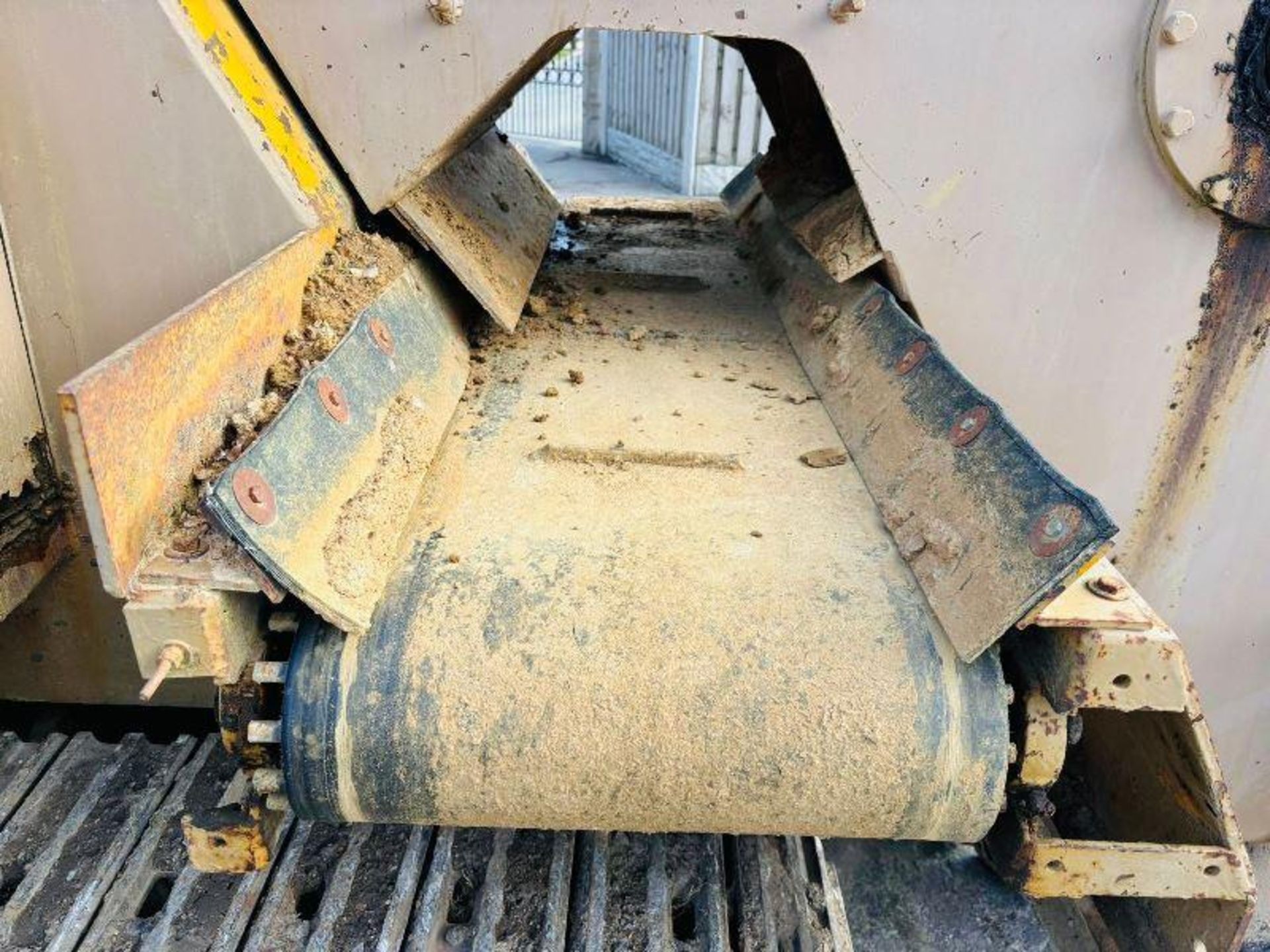 TRENCOR 460HD TRACKED TRENCHER *2949 HOURS* C/W OFF SET FACILITY - Image 12 of 20