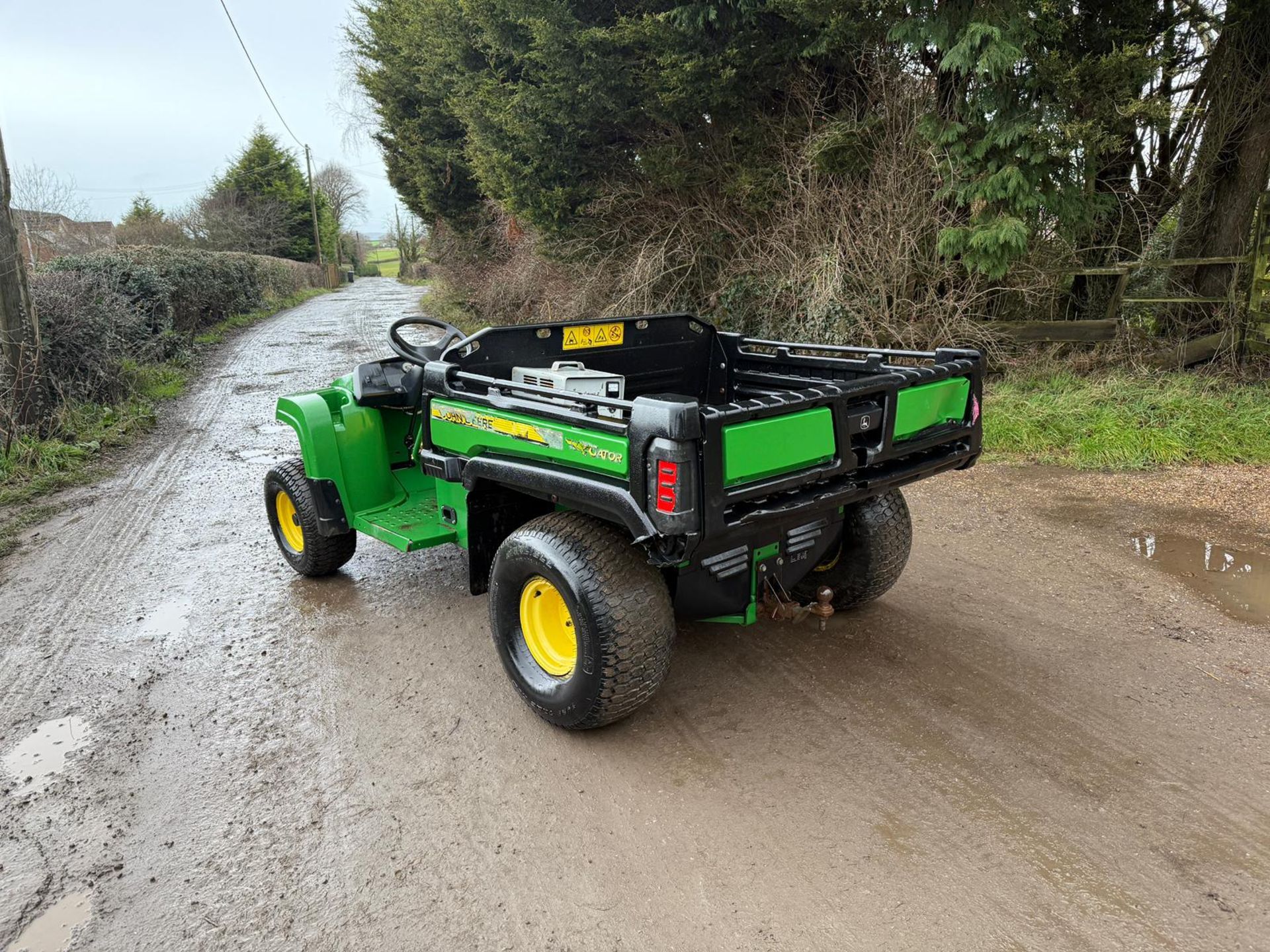 2011 JOHN DEERE TE GATOR - Image 10 of 10