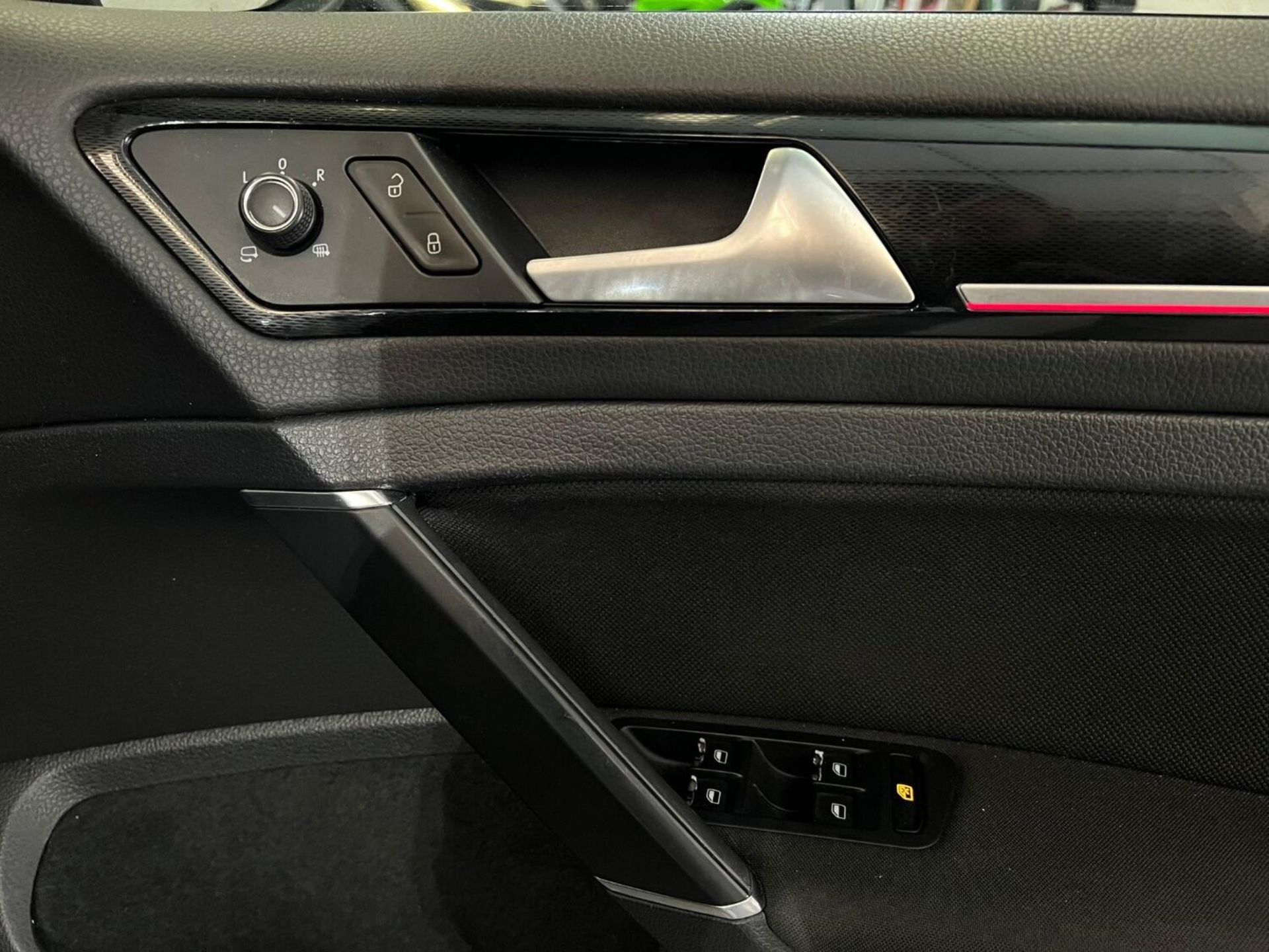 VOLKSWAGEN GOLF HATCHBACK 2.0 TSI BLUEMOTION TECH GTI (2013) - 89K MILES - Image 13 of 20