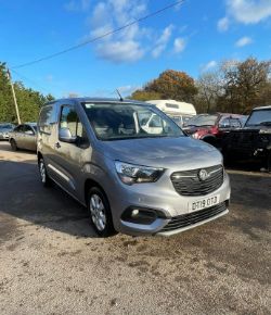 2019 (19) VAUXHALL COMBO 2300 1.6 TURBO D 100PS H1 LE NAV PANEL VAN