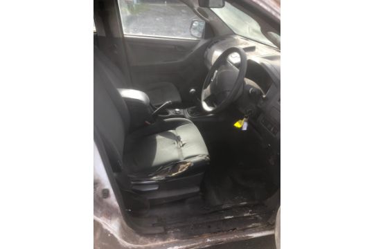 2018 18 ISUZU D-MAX 1.9 PICK UP - 47K MILES - 1 OWNER - HAS ENGINE FAULT - Image 7 of 10