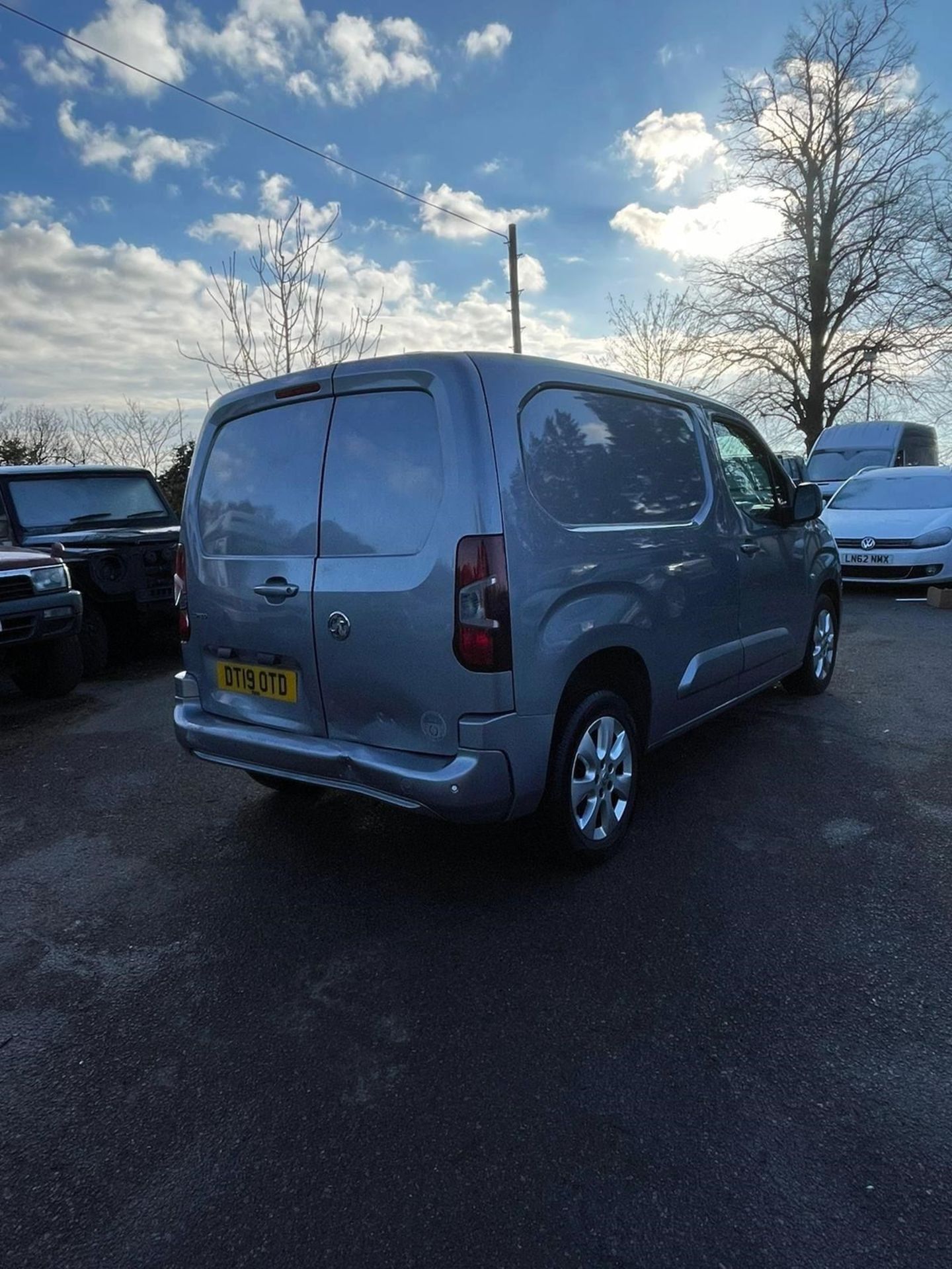 2019 (19) VAUXHALL COMBO 2300 1.6 TURBO D 100PS H1 LE NAV PANEL VAN - Image 6 of 19