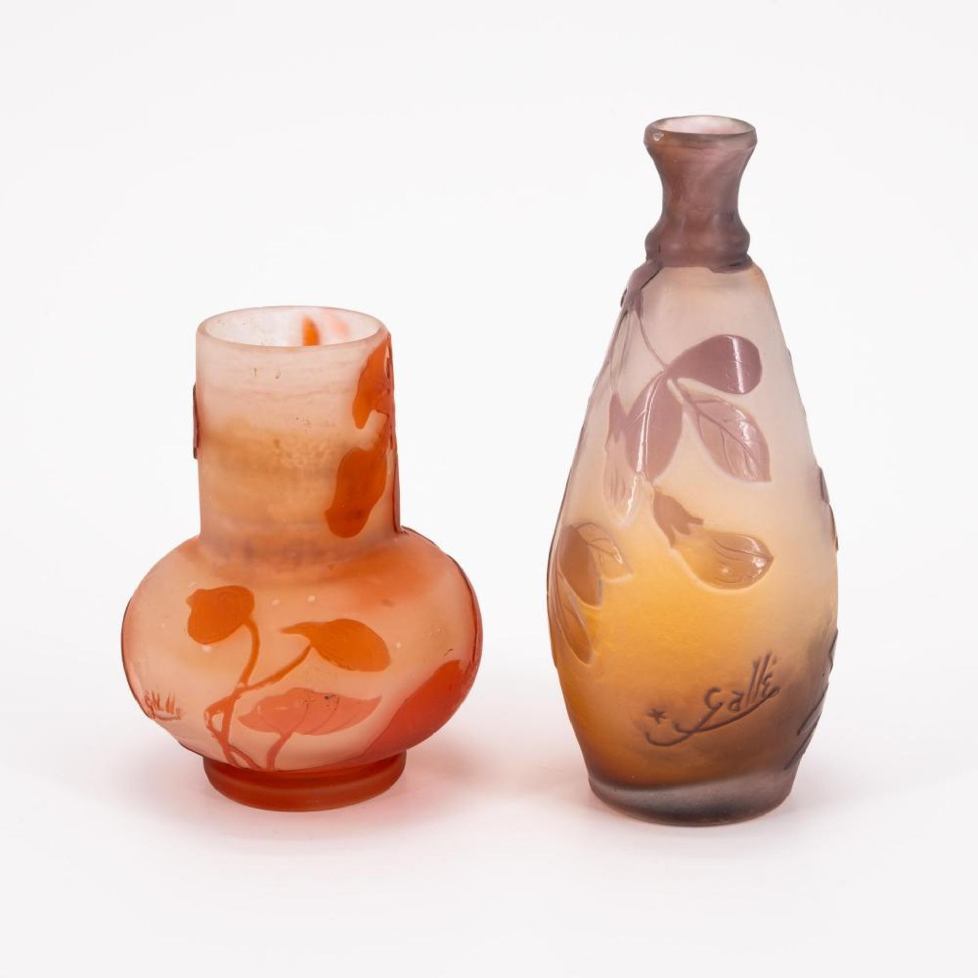 Emile Gallé: Zwei kleine Vasen mit Blattdekoren - Image 3 of 8