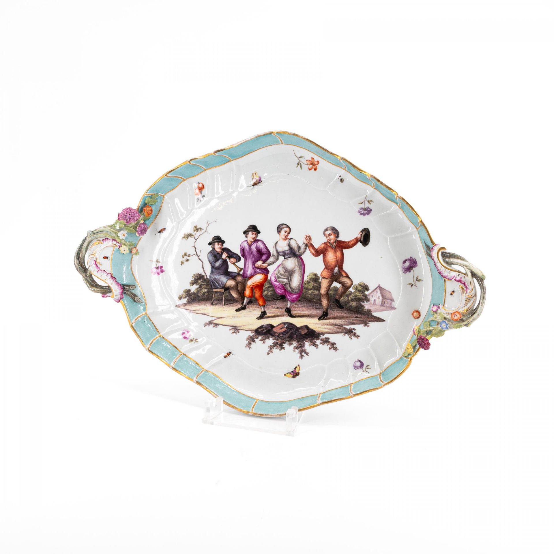 Meissen: Large porcelain platter with genre scene