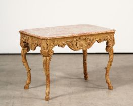 Kleiner Tisch mit reichem Rocailledekor und Marmorplatte