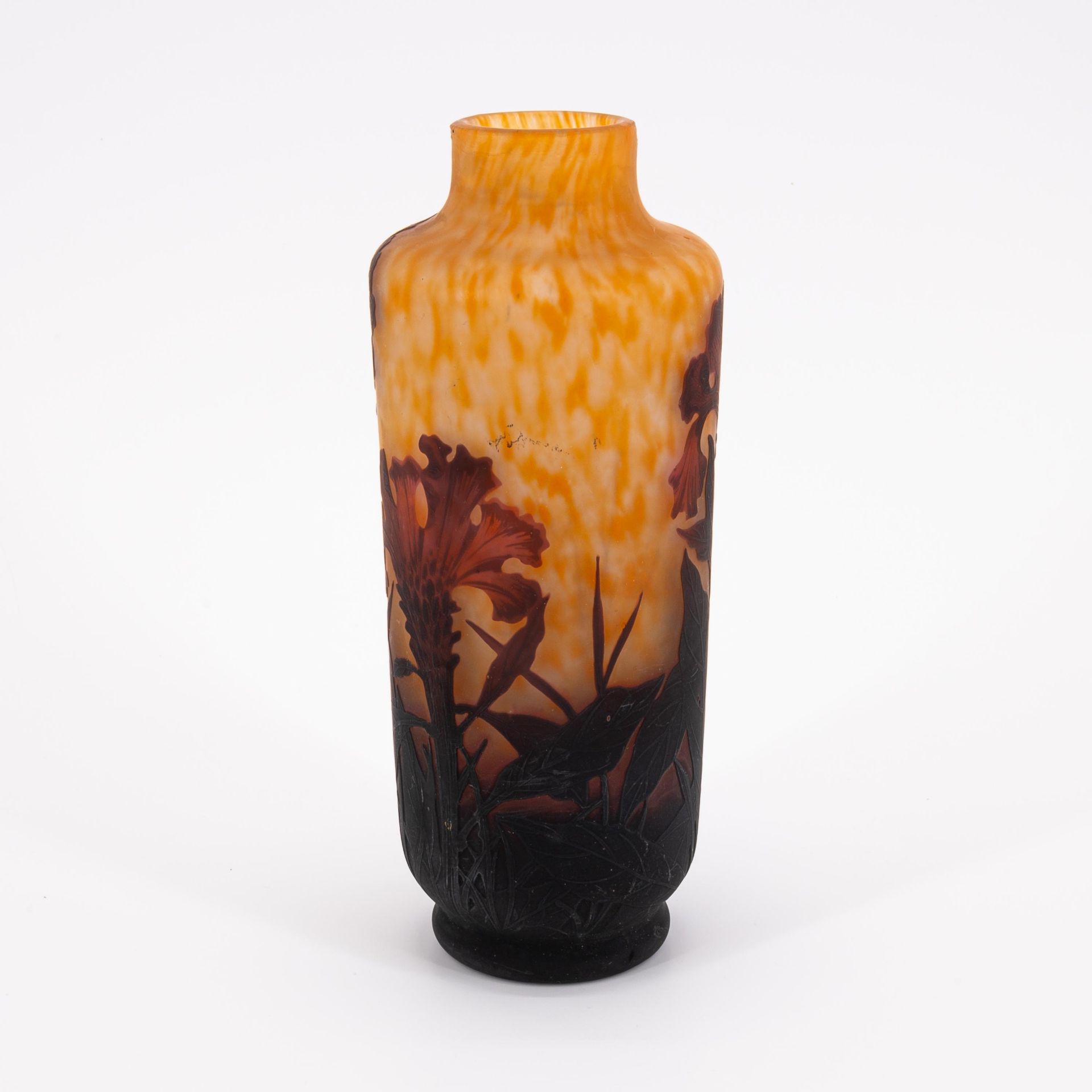 Daum Frères: Kleine zylindrische Vase mit exotischem Blumendekor - Image 2 of 7