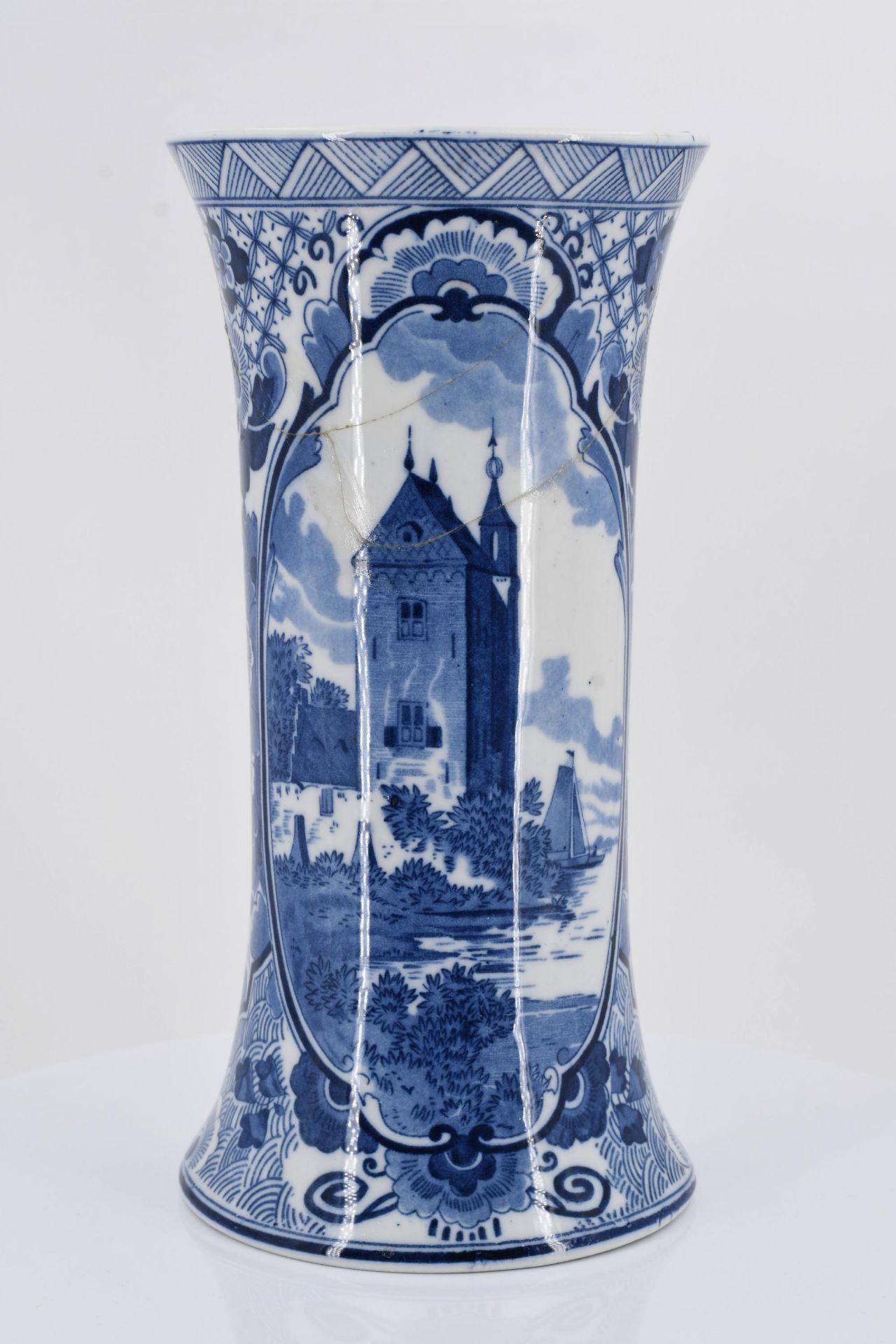 Großes Konvolut Vasen und Teller - Image 16 of 27