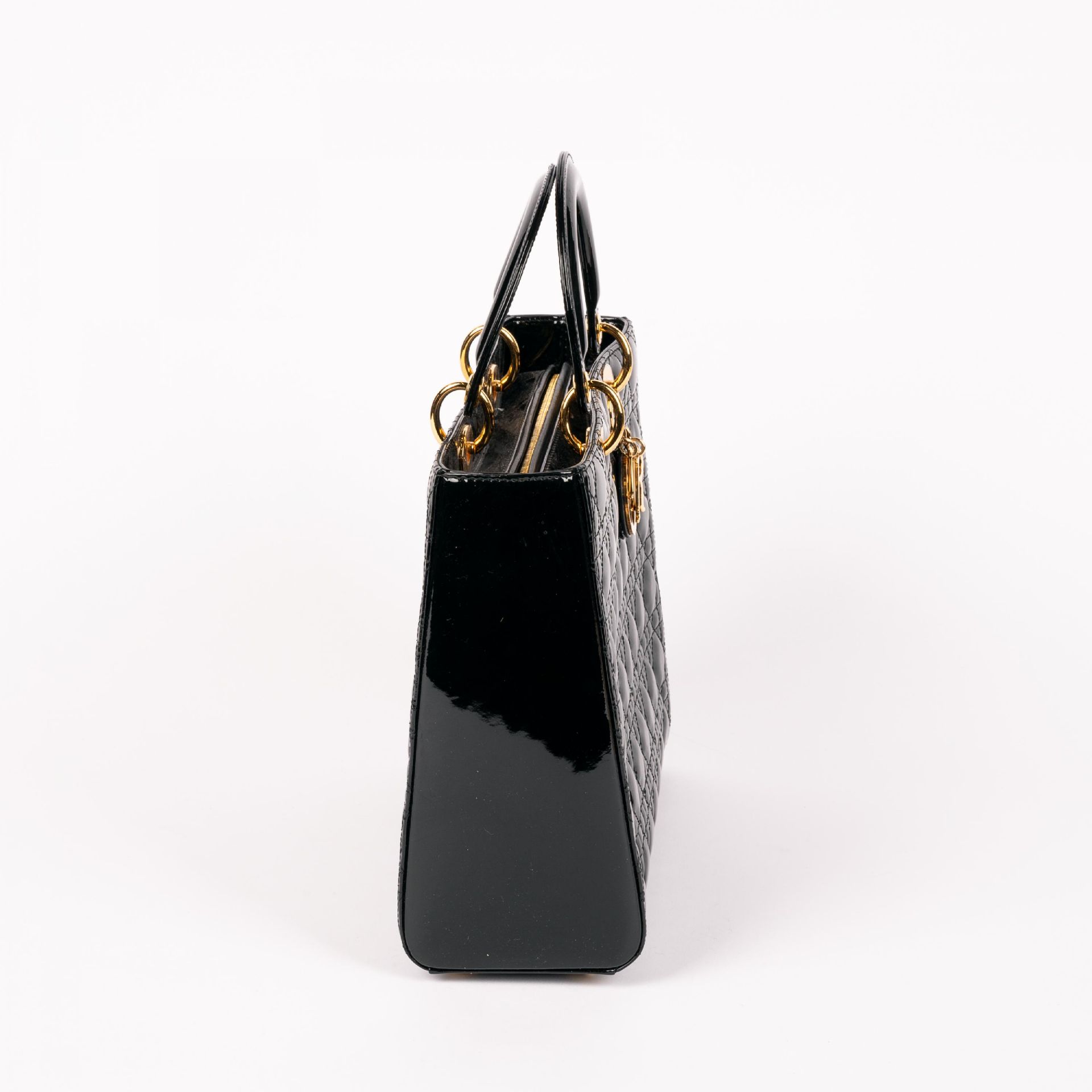 Christian Dior: Handtasche 'Lady Dior' - Bild 2 aus 6
