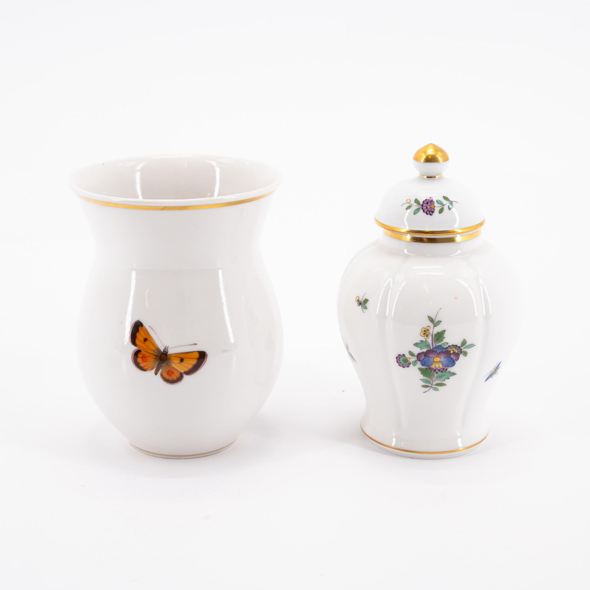 Meissen: Gruppe von 6 Vasen mit unterschiedlichen Dekoren - Image 7 of 13