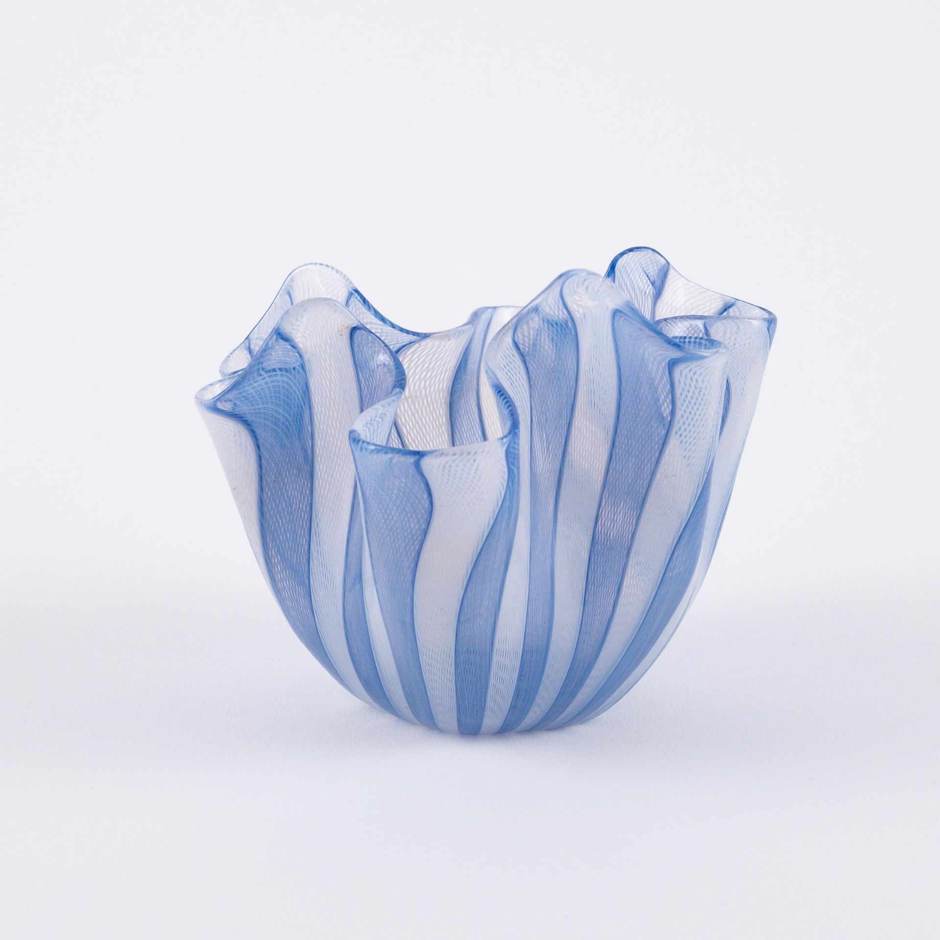 Murano: Kleine 'Fazzoletto' Vase - Image 3 of 6