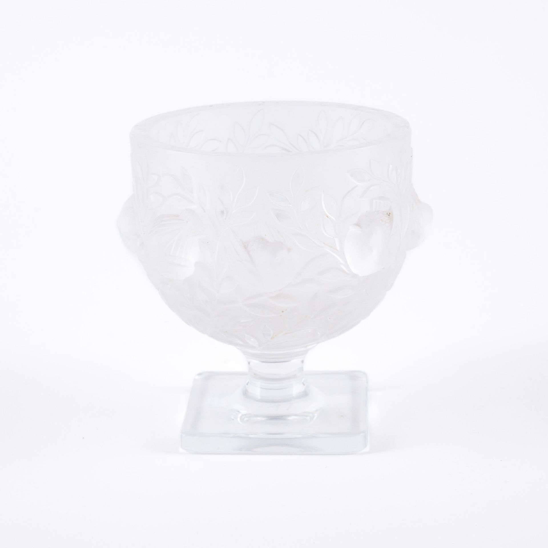 René Lalique: Zwei kleine Vasen, eine Schale, Vase und Teller tlw. mit Vogeldekor - Bild 8 aus 13