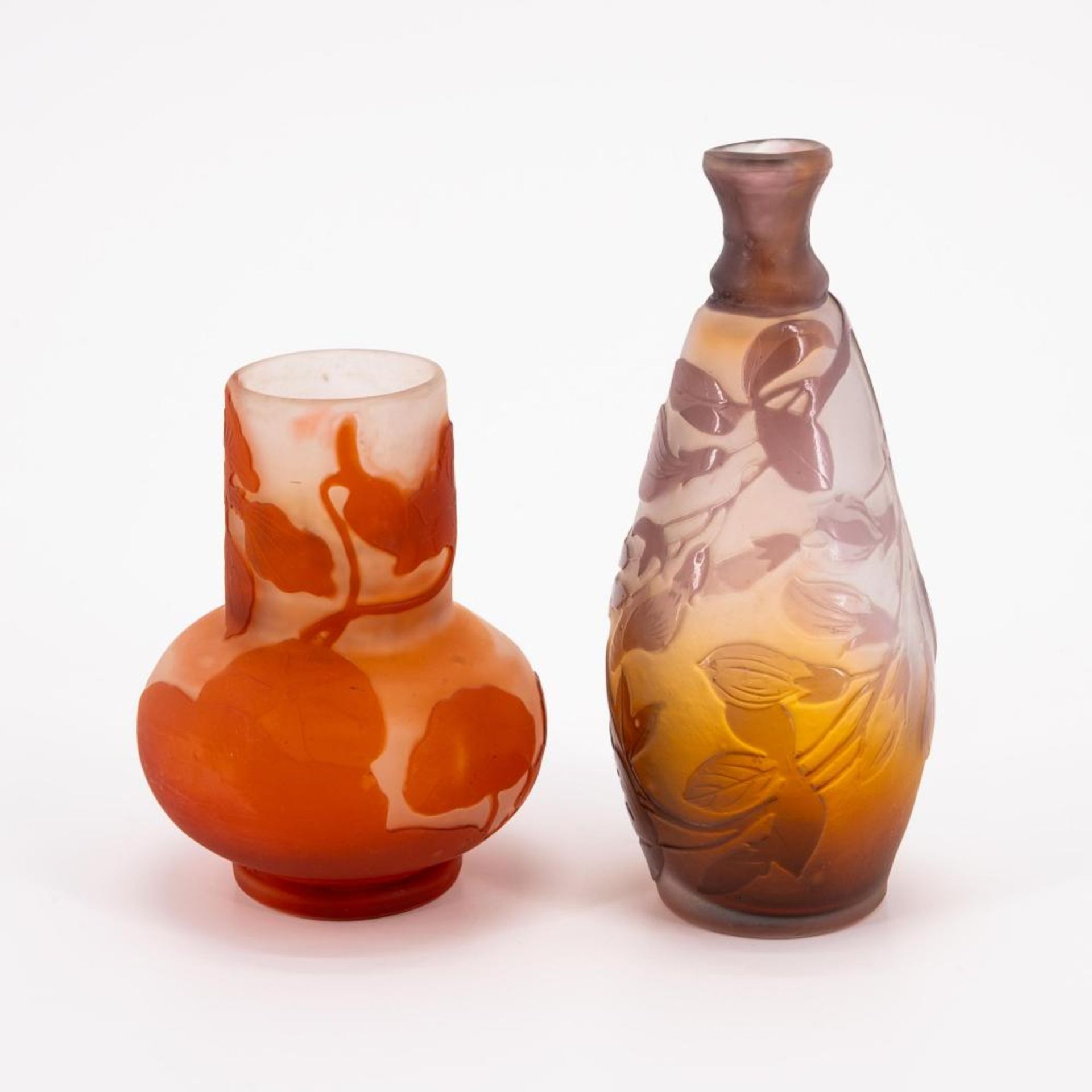 Emile Gallé: Zwei kleine Vasen mit Blattdekoren - Image 5 of 8