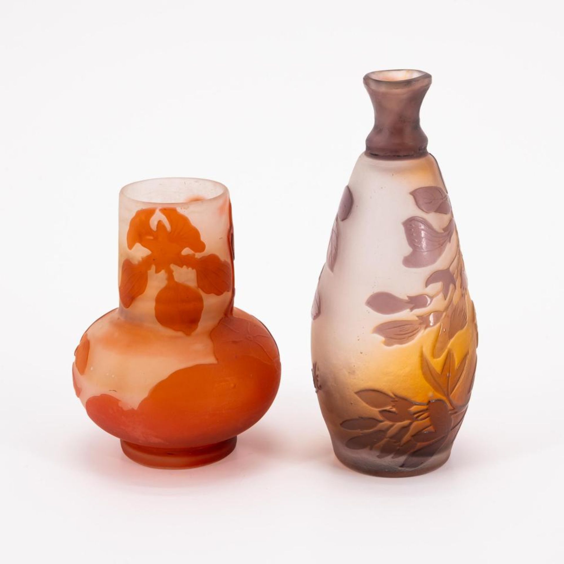 Emile Gallé: Zwei kleine Vasen mit Blattdekoren - Image 4 of 8