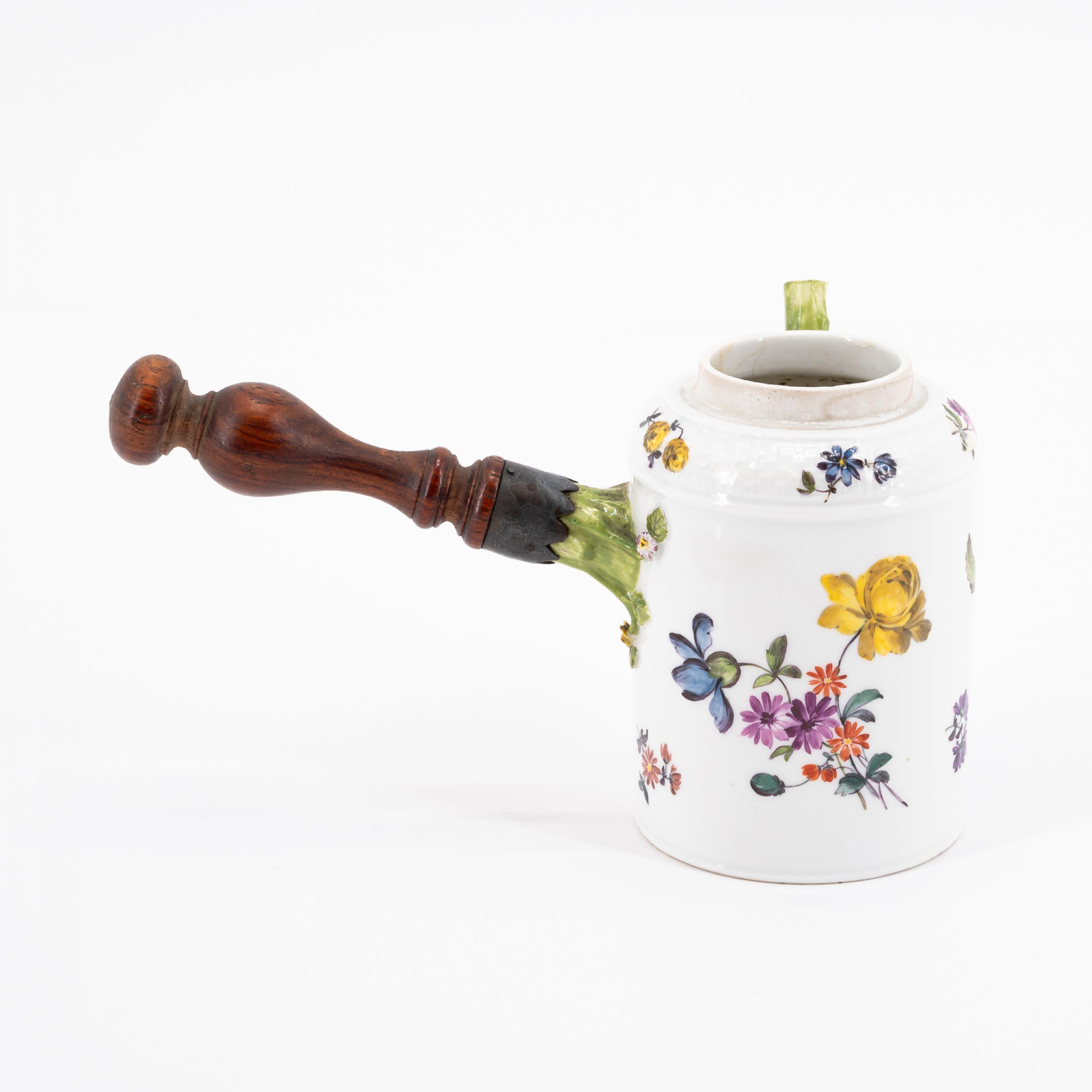 PORCELAIN BOURDALOU, BOWL AND CHOCOLATE POT WITH FLORAL DECOR - Image 10 of 13