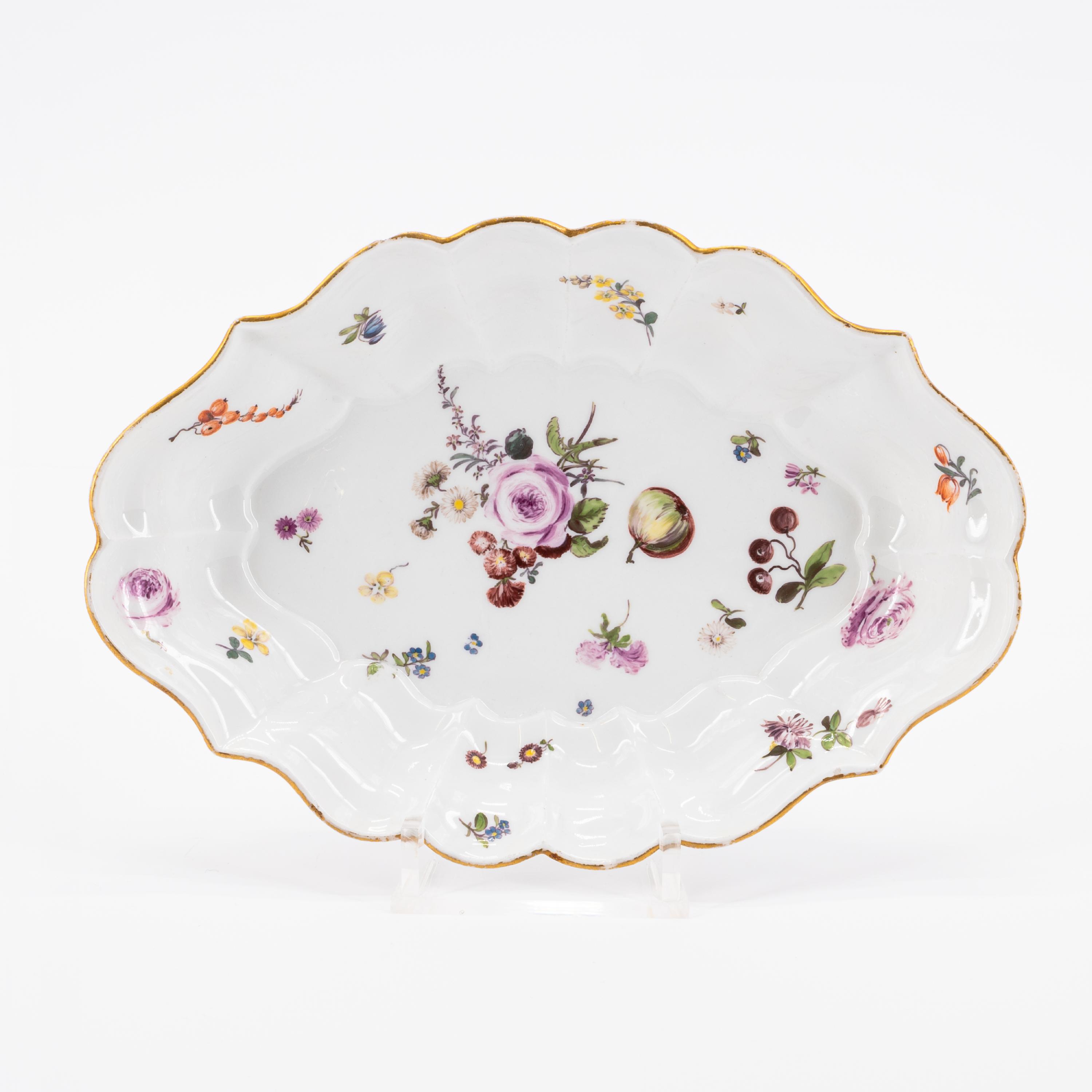 PORCELAIN BOURDALOU, BOWL AND CHOCOLATE POT WITH FLORAL DECOR - Image 2 of 13