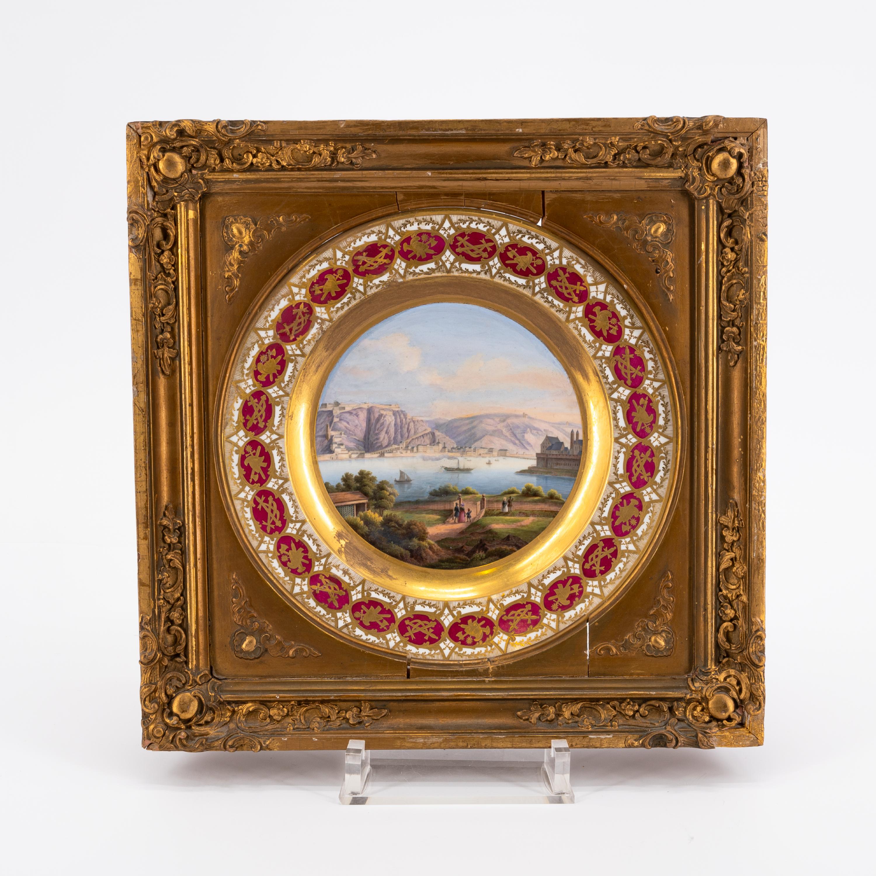 EXEPTIONAL SERIES OF TWELVE PORCELAIN PLATES WITH ROMANTIC VIEWS OF THE RHINE - Image 11 of 26