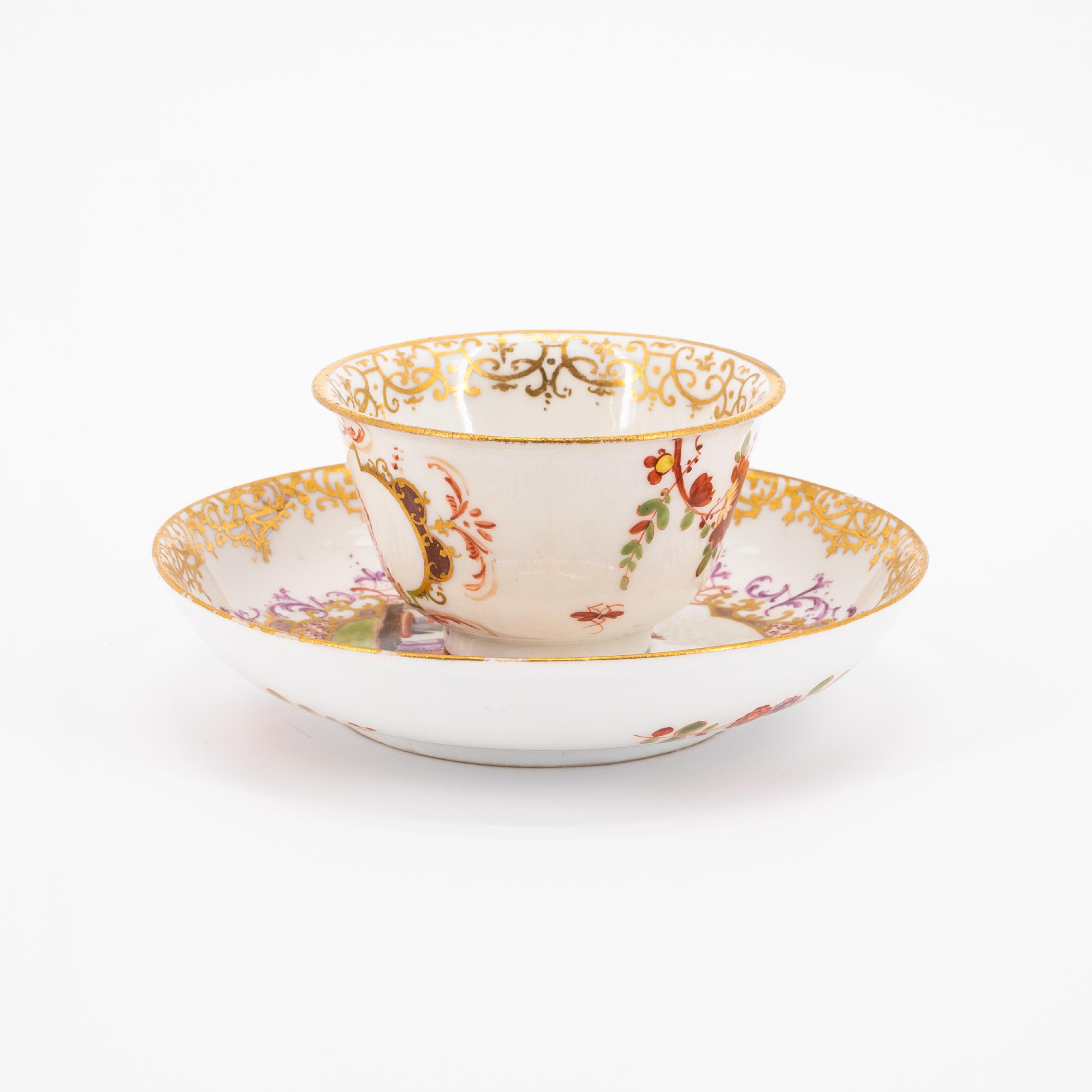 TWO PORCELAIN TEA BOWLS WITH SAUERES AND CHINOISERIES - Image 7 of 11